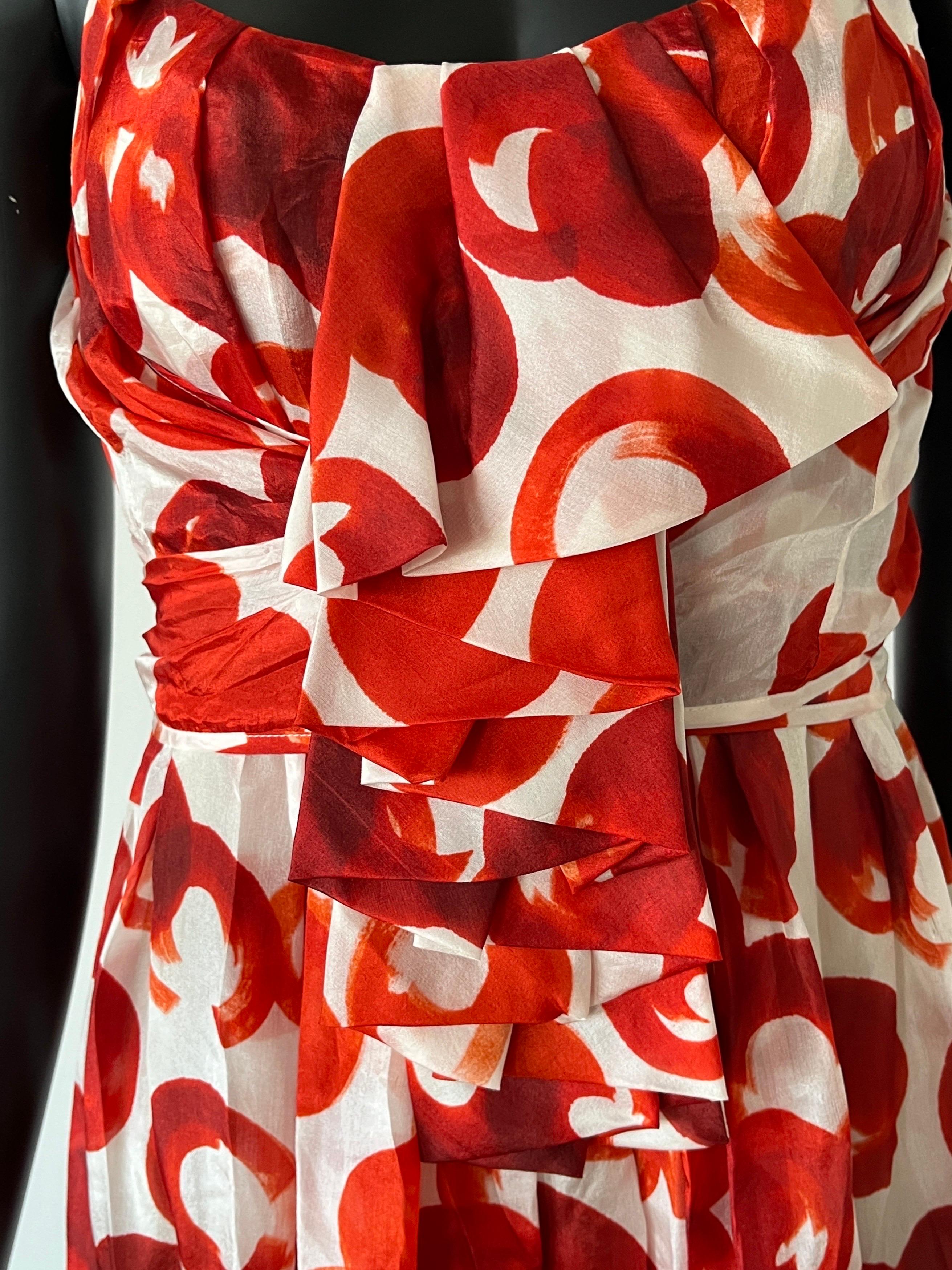 Red Vera Wang Y2k Printed Sun Dress For Sale