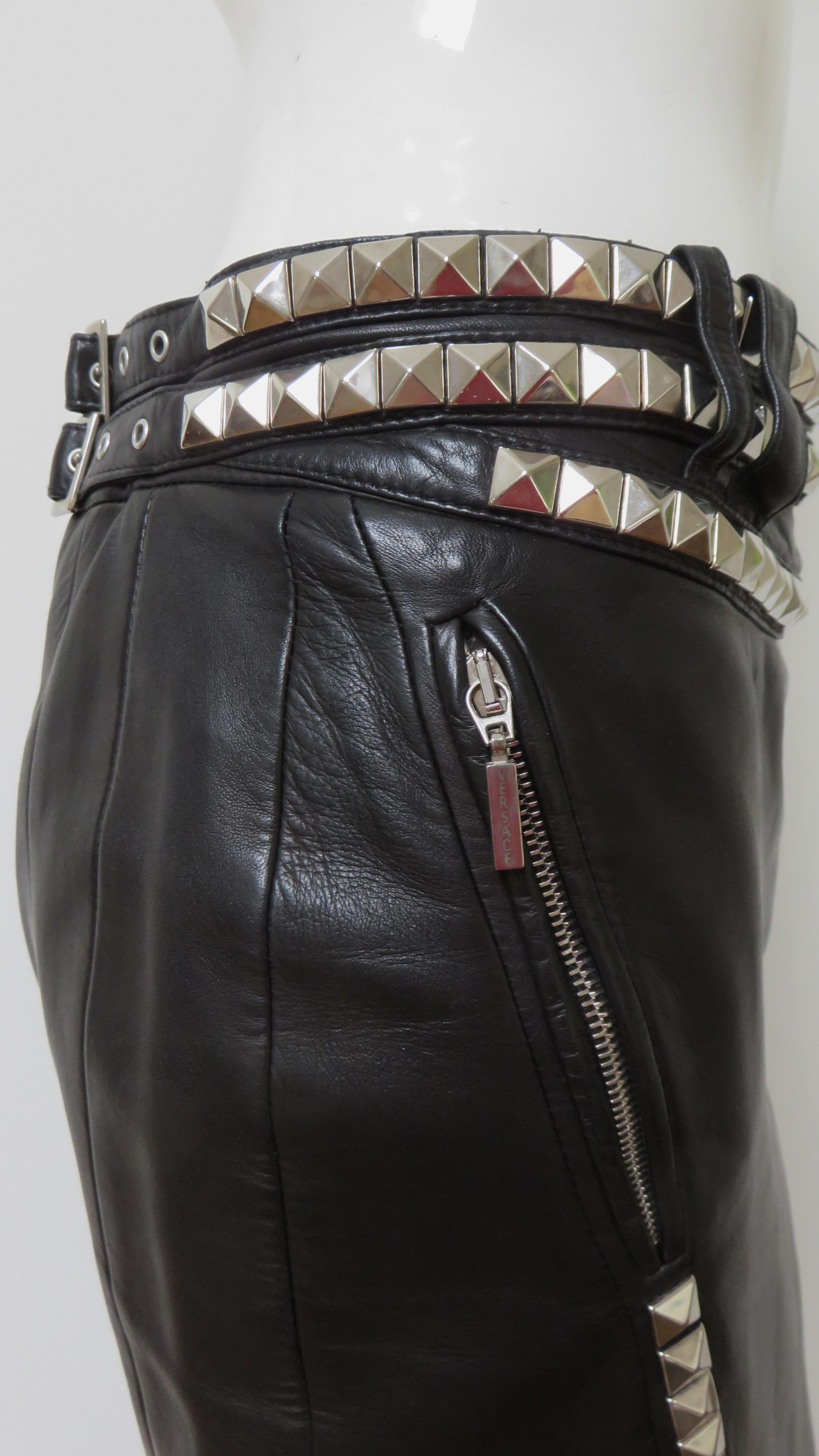 Verace Leather Skirt with Studs and Buckle Waist  For Sale 8