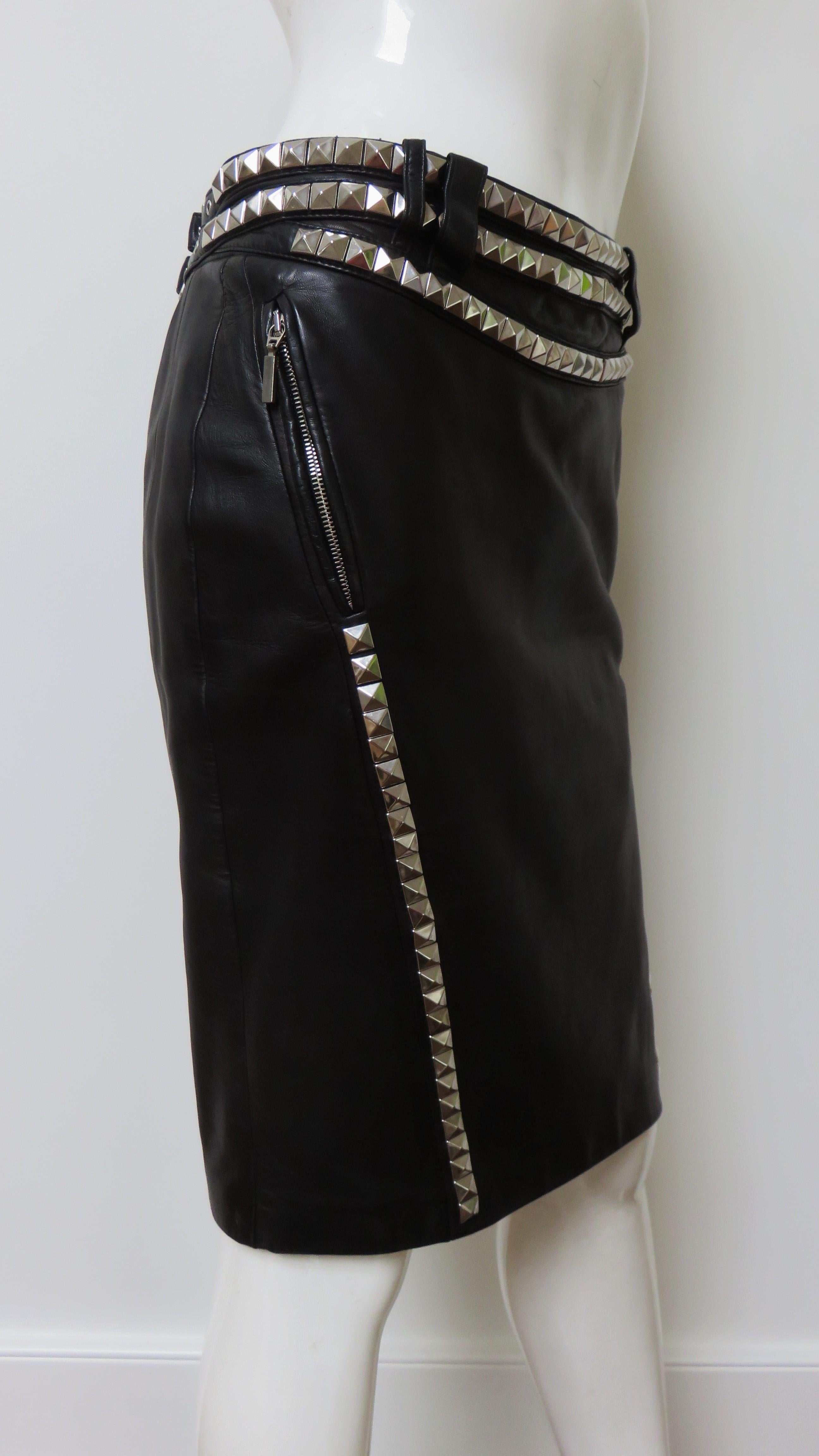 Verace Leather Skirt with Studs and Buckle Waist  For Sale 5