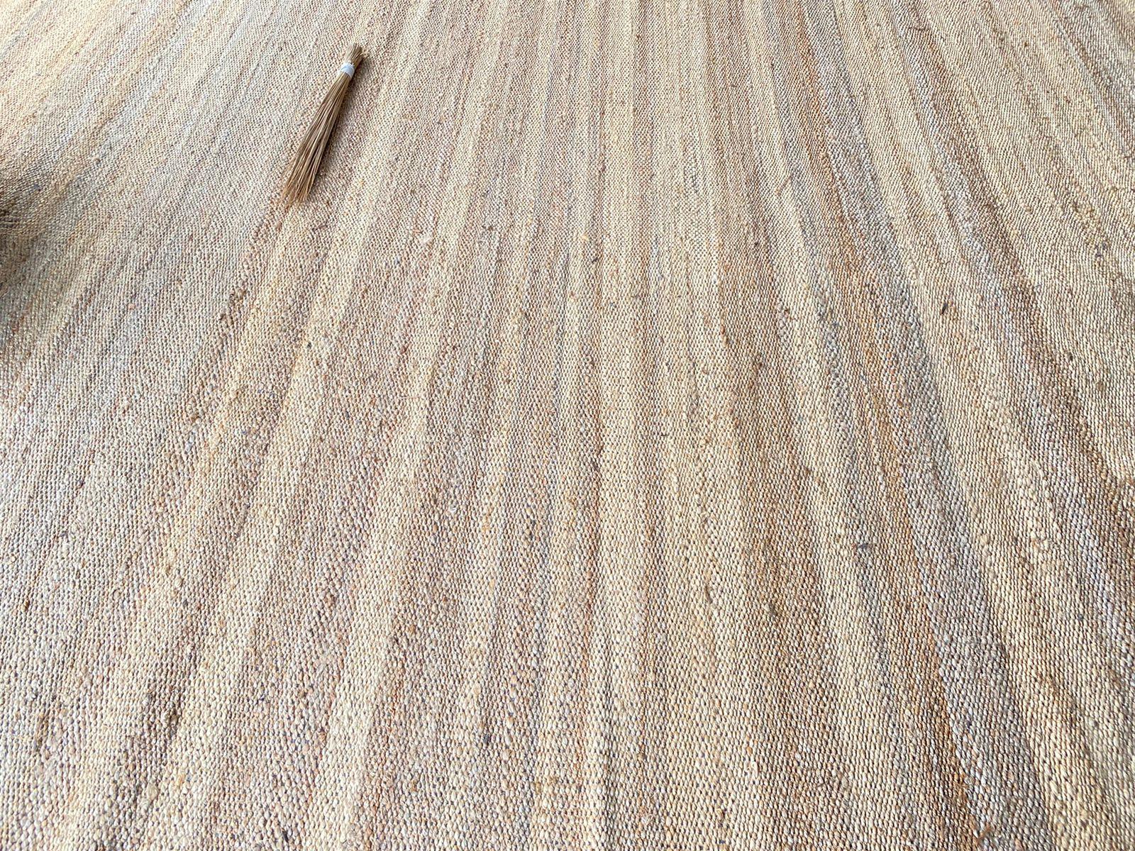 Verahedra Handgeknüpfter Teppich aus Wolle (Moderne) im Angebot