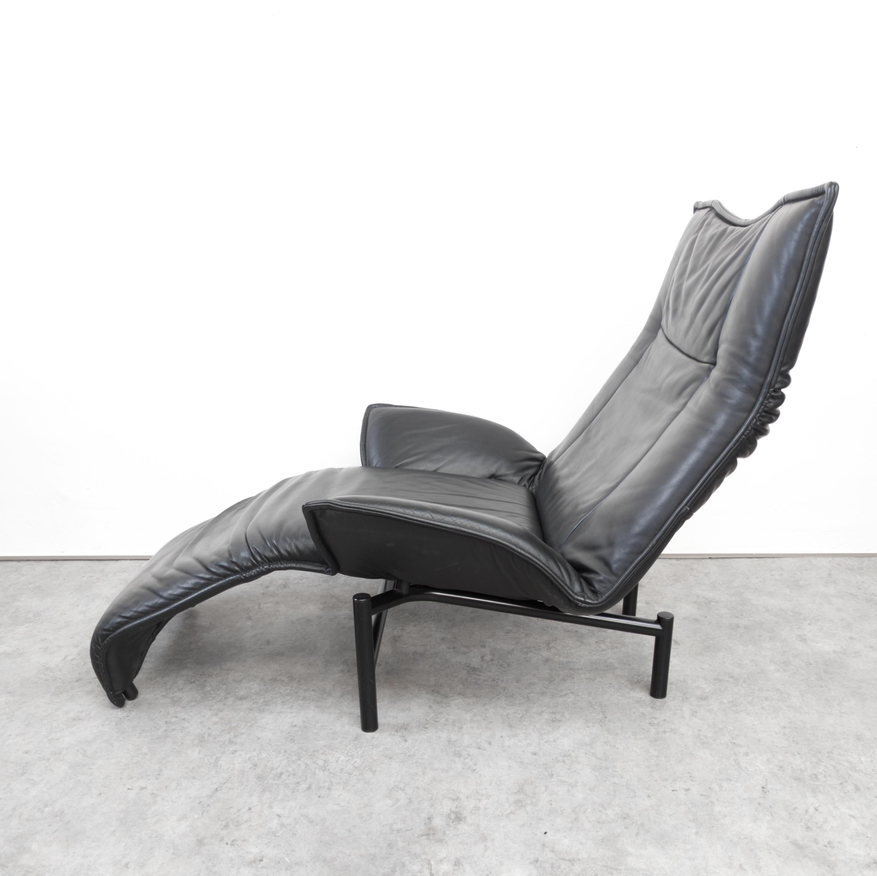 Italian Veranda Adjustable Lounge Chair by Vico Magistretti for Cassina