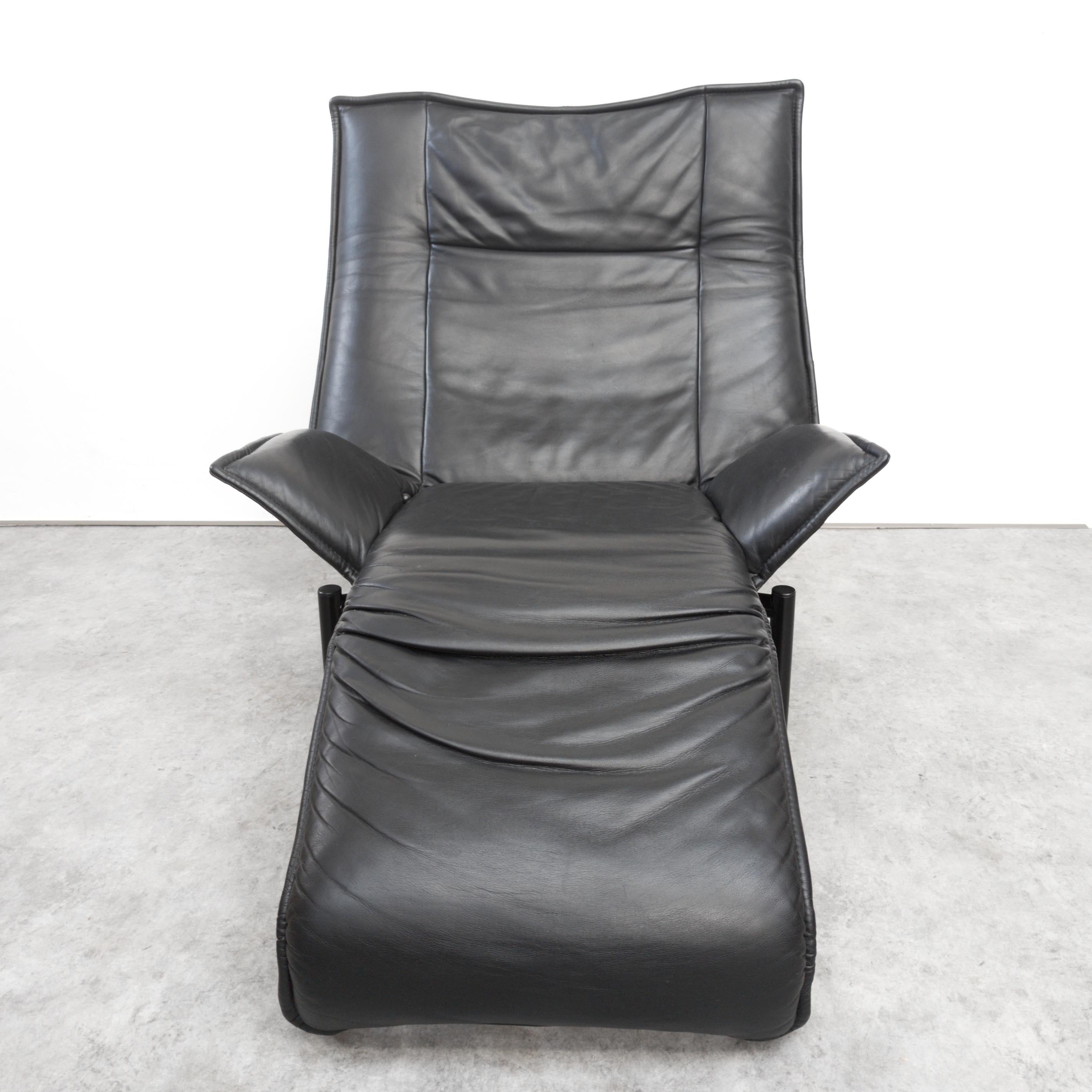 Late 20th Century Veranda Adjustable Lounge Chair by Vico Magistretti for Cassina