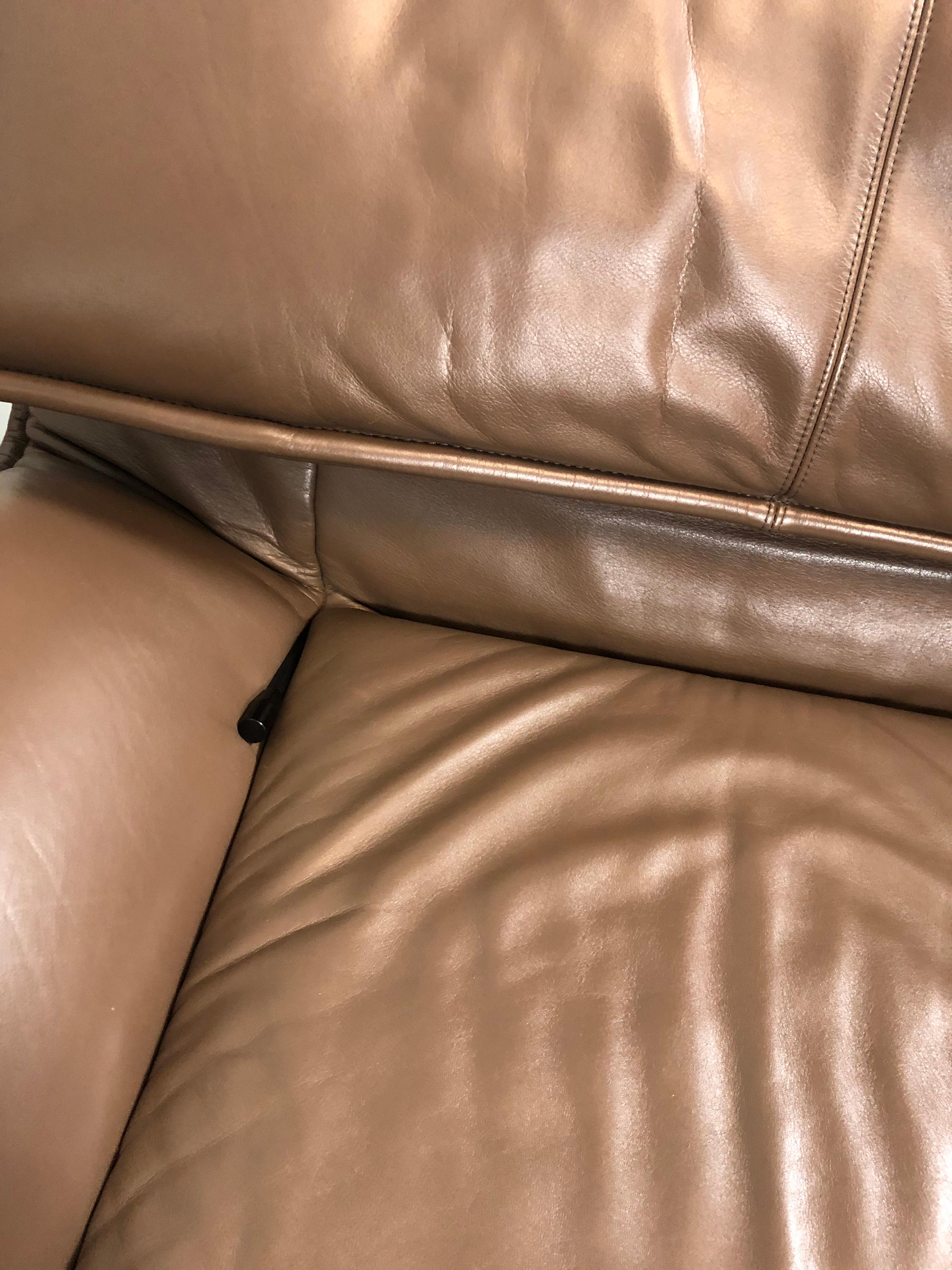 Cuir Fauteuil en cuir Veranda de Vico Magistretti pour Cassina, années 80