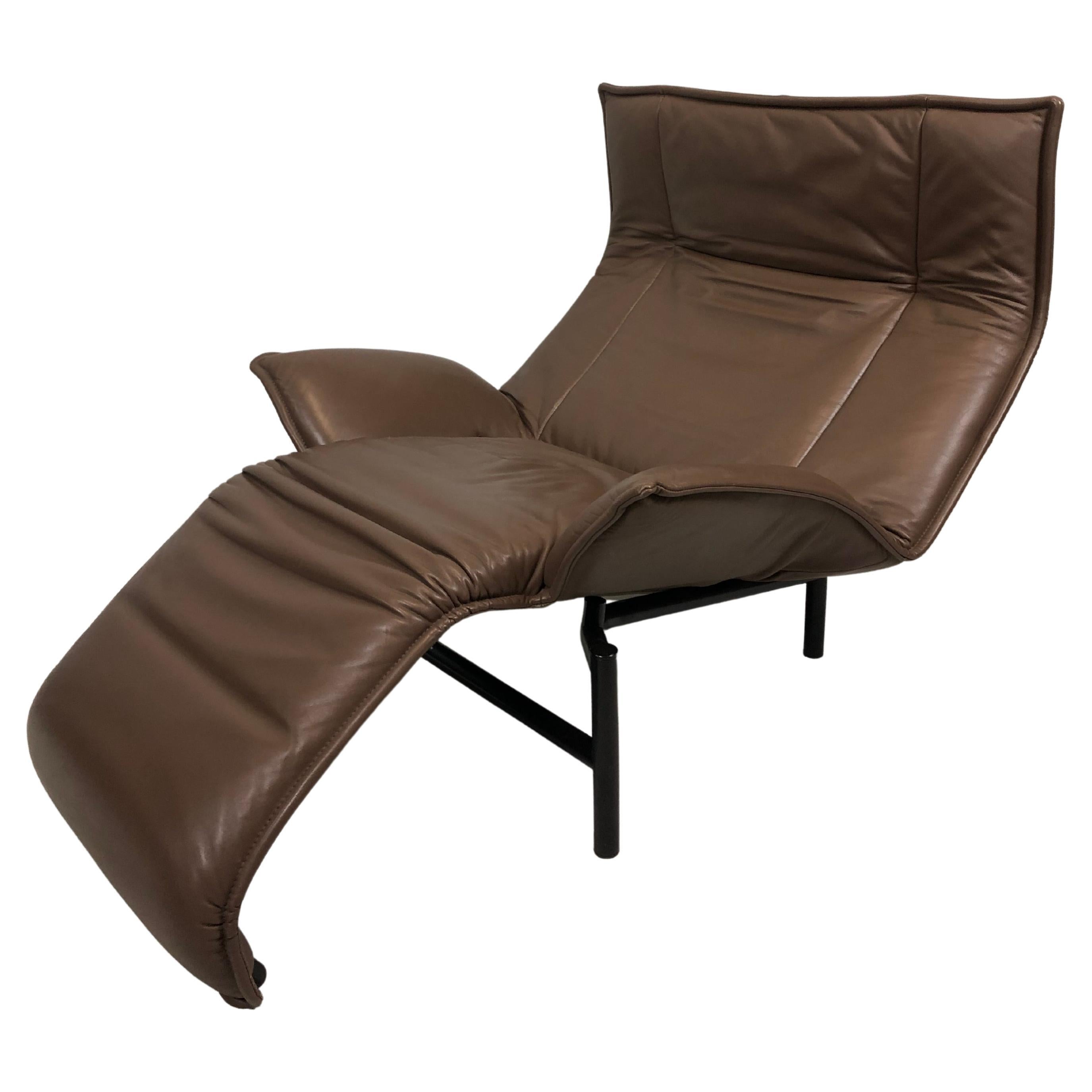 Veranda Leather Armchair by Vico Magistretti for Cassina 80s For Sale