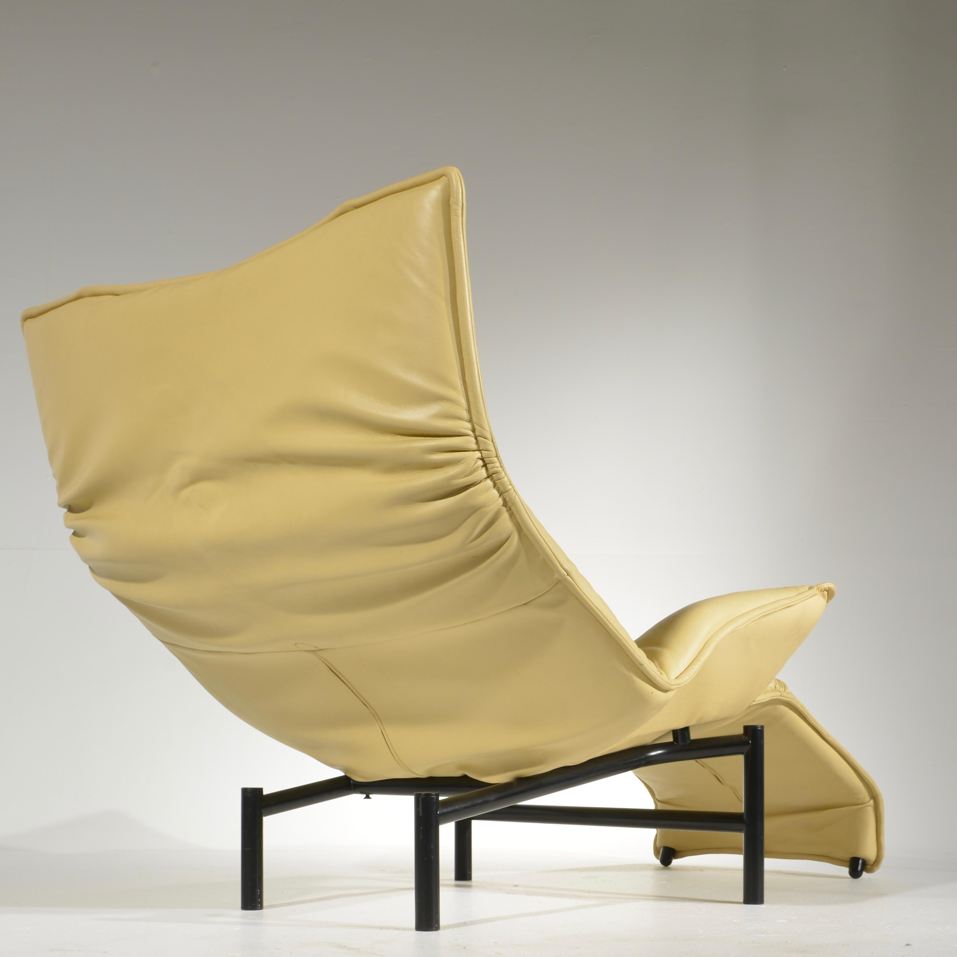Leather Veranda Lounge Chair by Vico Magistretti for Cassina For Sale
