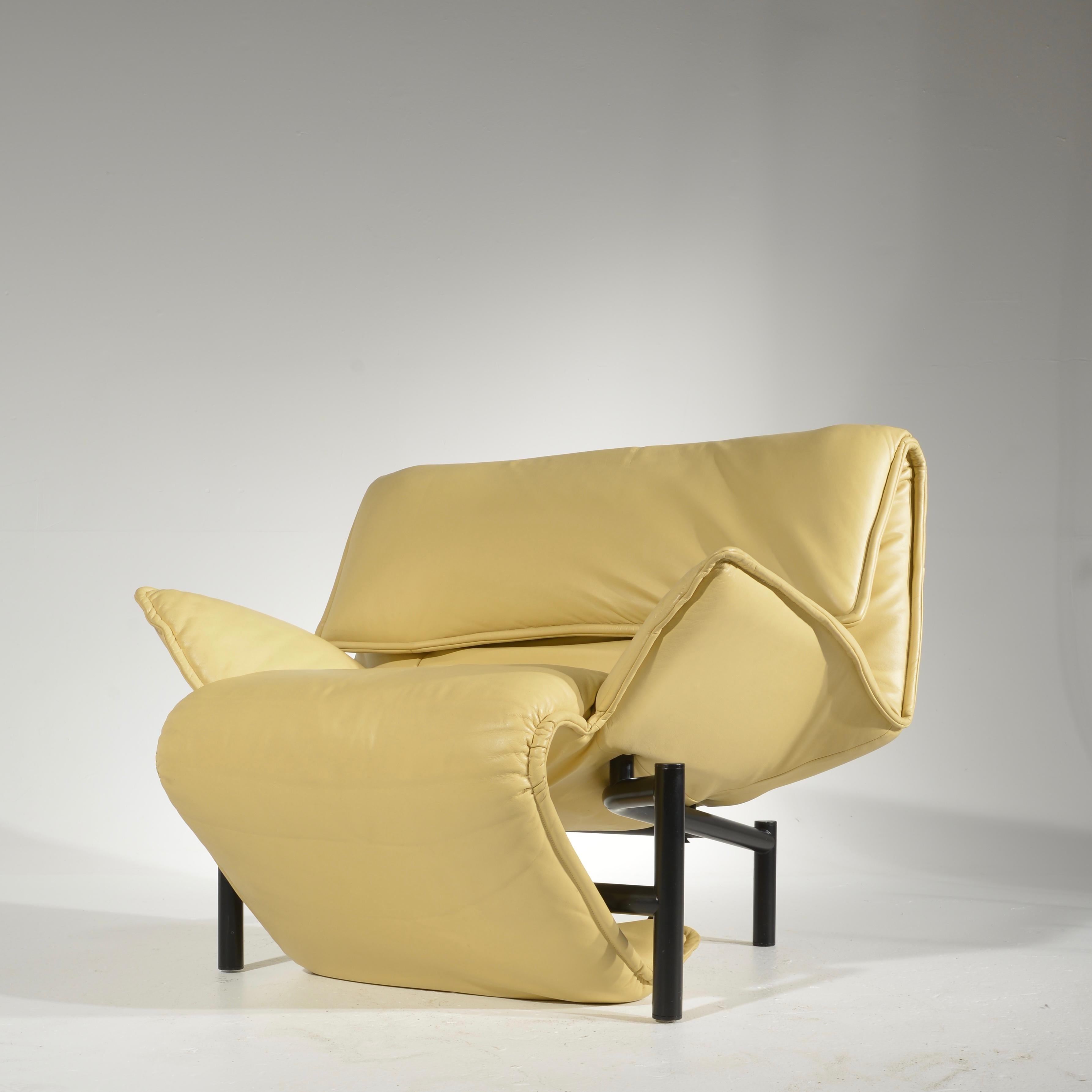Veranda Lounge Chair by Vico Magistretti for Cassina For Sale 2