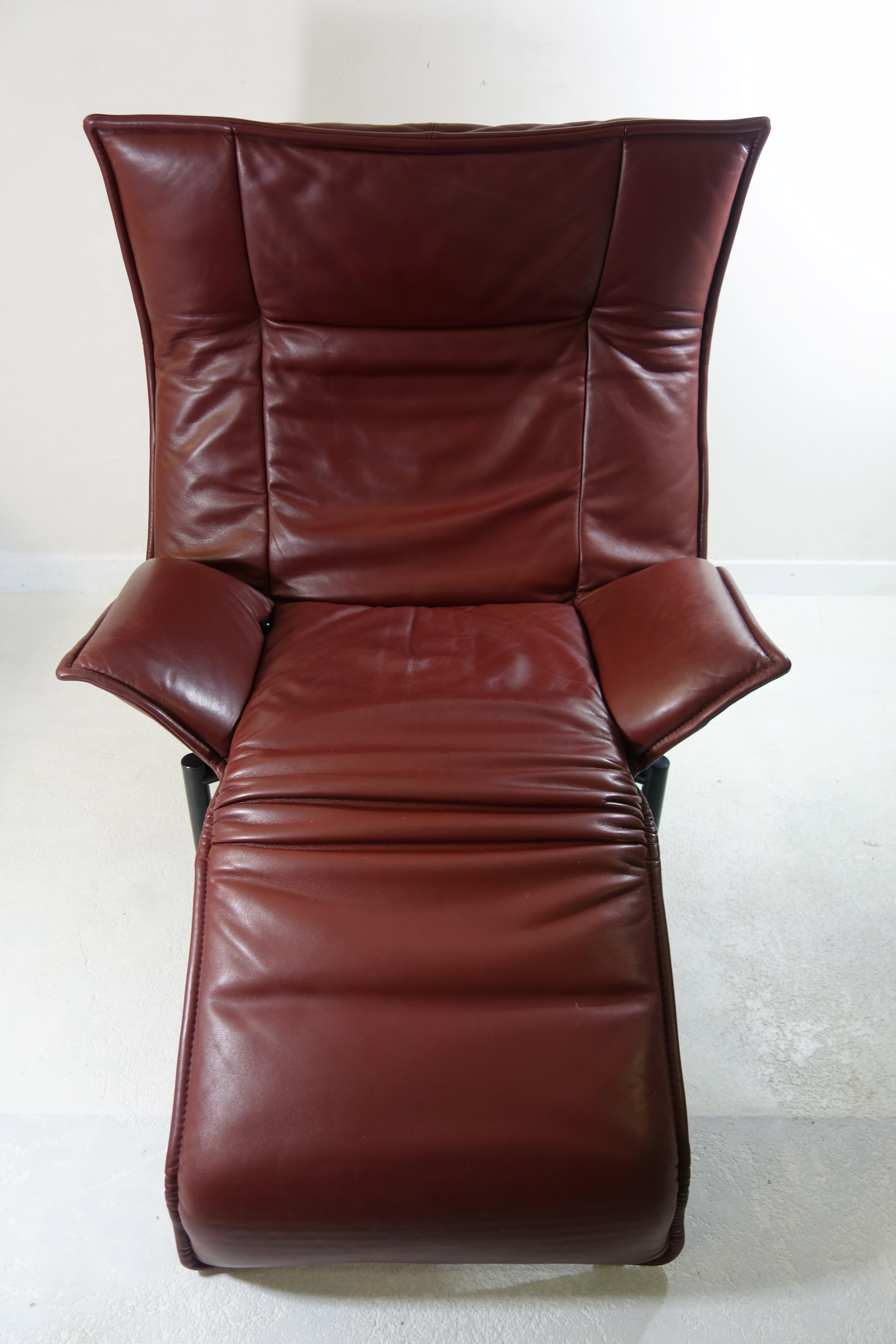 Veranda Lounge Chair by Vico Magistretti for Cassina in Brown Leather Reclining 3