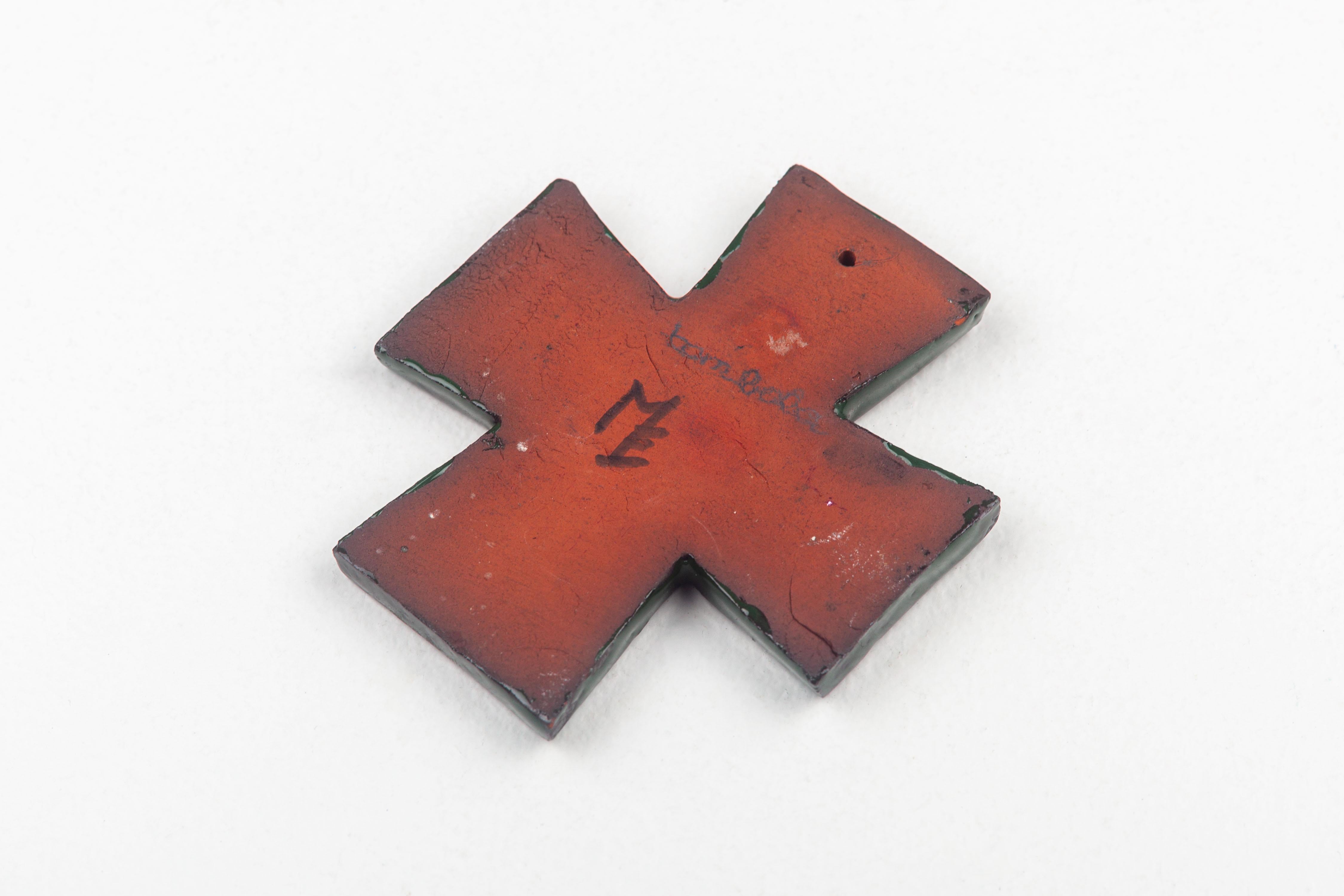 Mid-20th Century Verdant Mid-Century Ceramic Maltese Cross For Sale