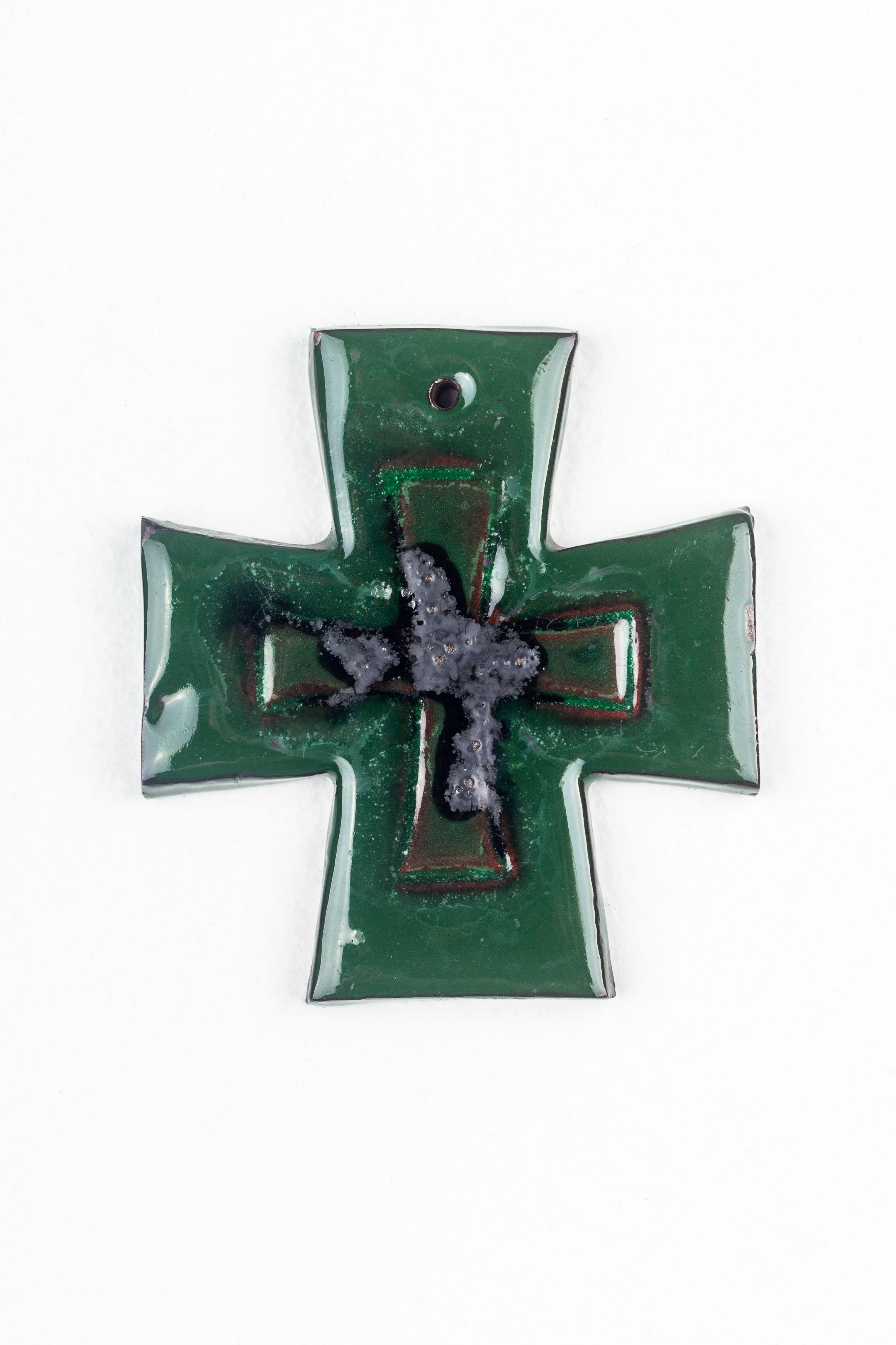 Grünes Malteserkreuz aus Keramik aus der Mitte des Jahrhunderts im Angebot 1