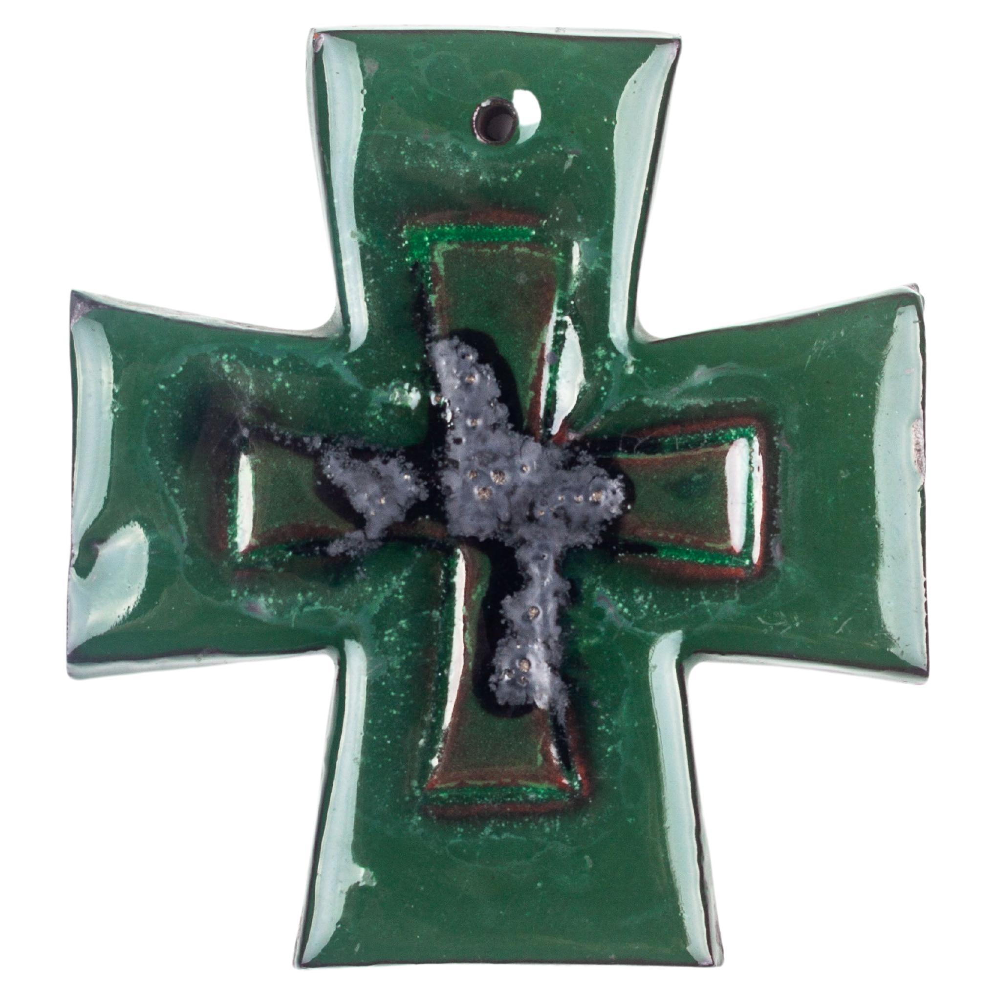 Verdant Mid-Century Ceramic Maltese Cross For Sale