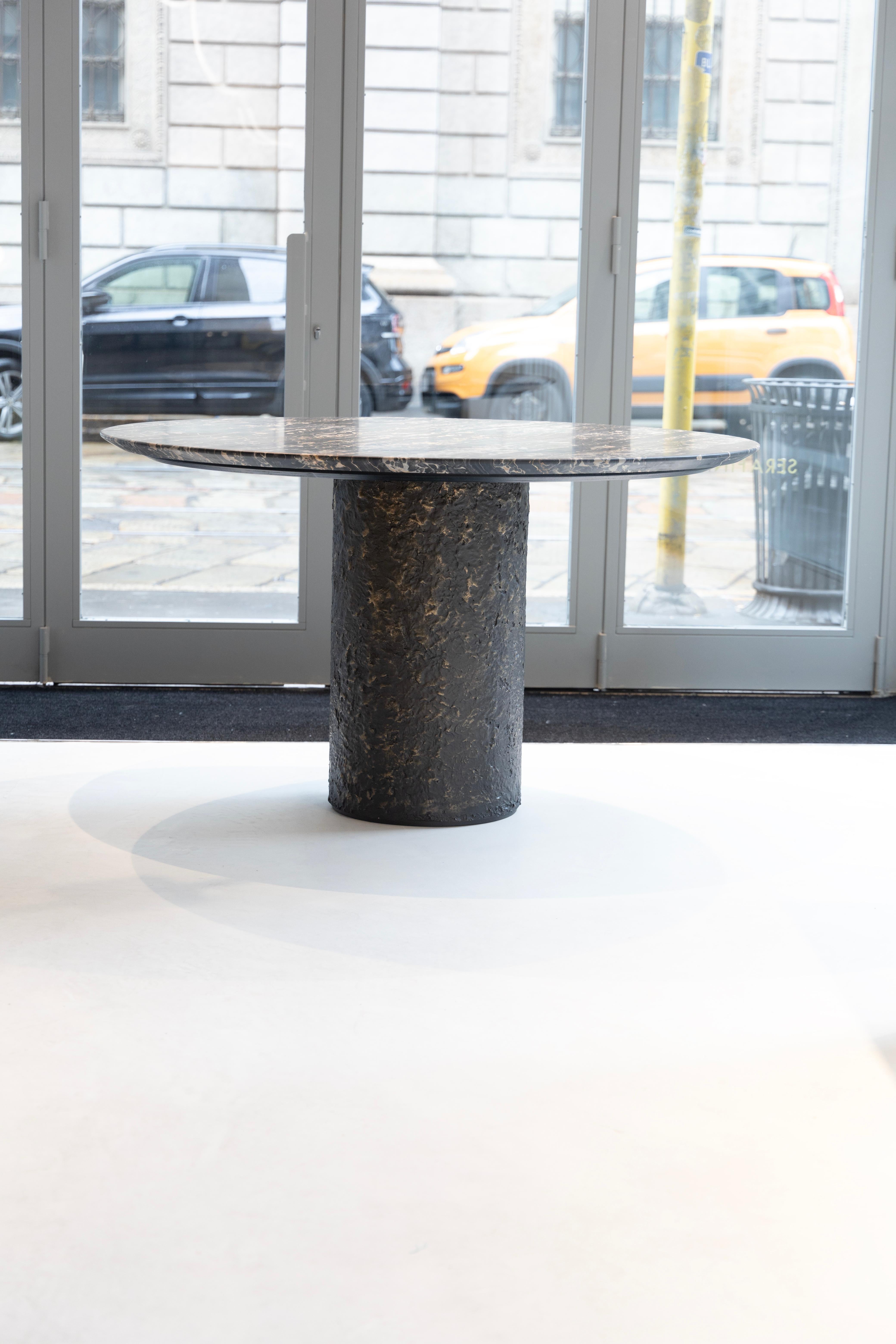 Moderne Table de salle à manger Verde Notte Bronze par Serafini en vente