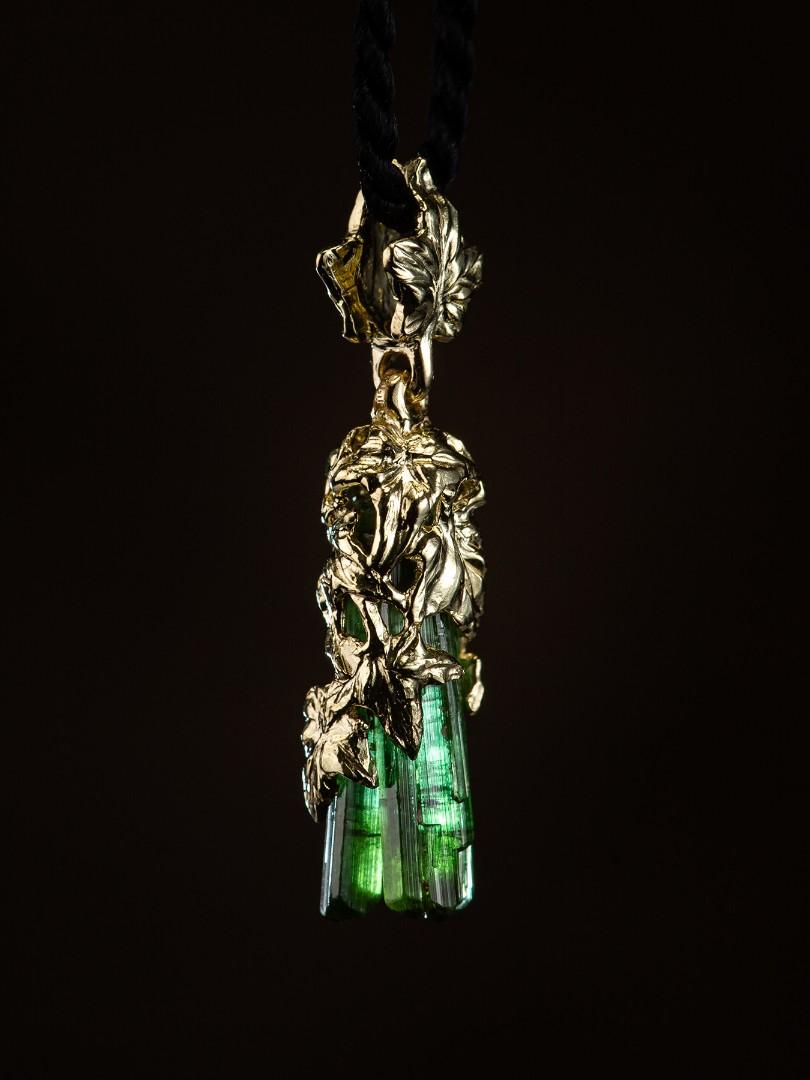 Art Nouveau Verdelite Crystal Yellow Gold Ivy Pendant Natural Green Tourmaline