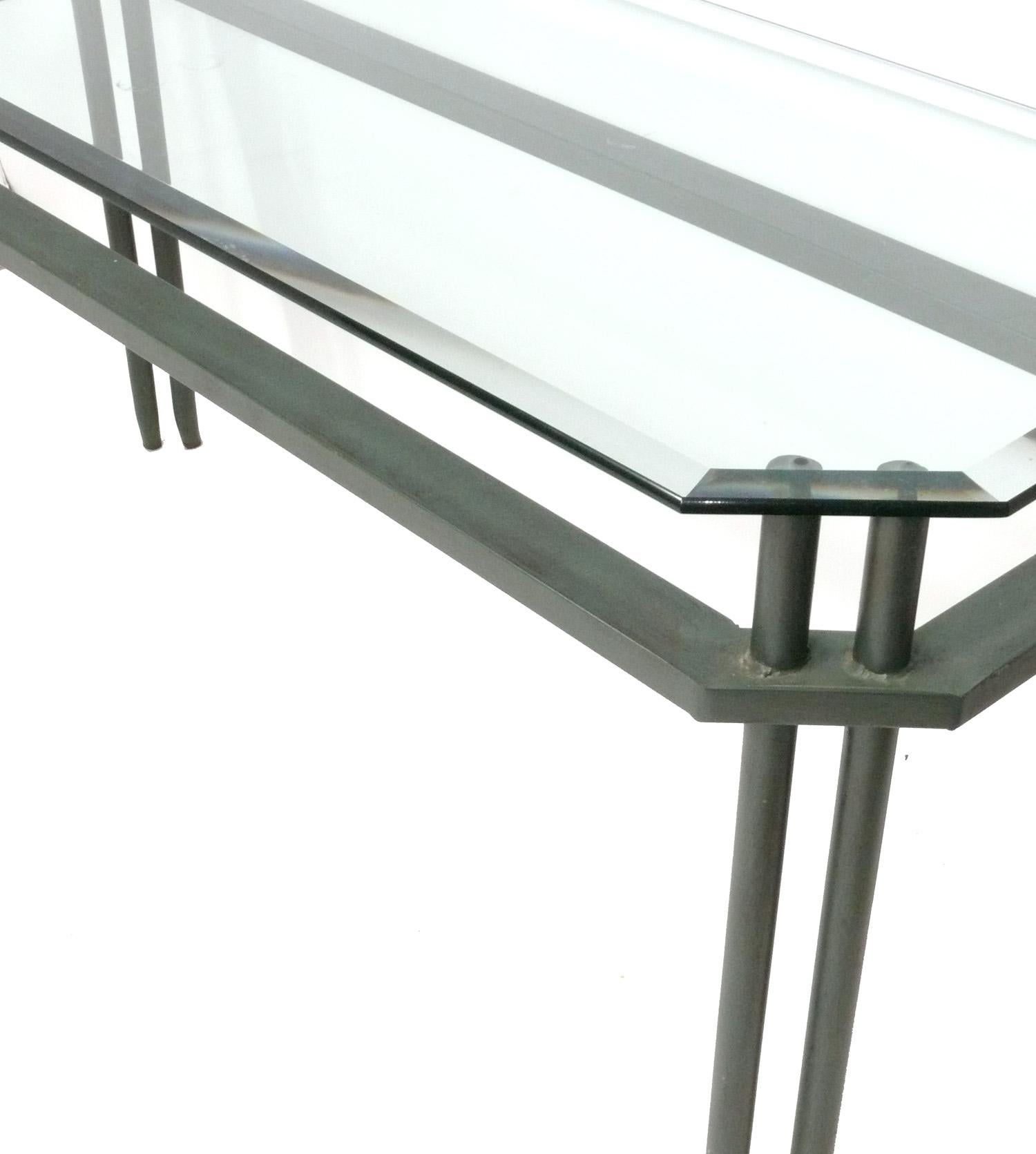 Américain Table console en métal, finition bronze vert, circa 1980s 56 
