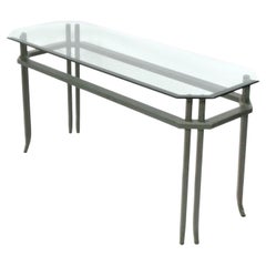 Table console en métal, finition bronze vert, circa 1980s 56 "w x 27.5 "h x 20 "d
