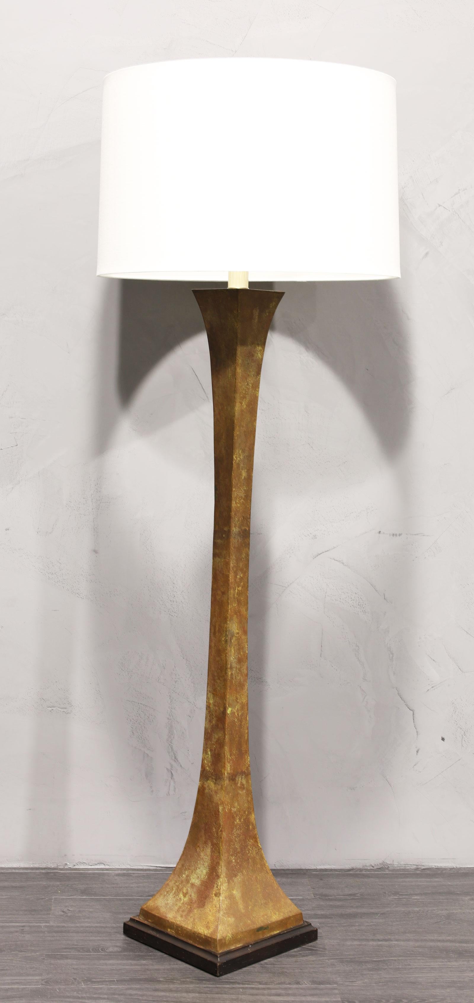 Simply elegant floor lamp by Stewart Ross James for Hansen Lighting. This has an ebonized base. Measurement is to top of finial as per the picture. Lamp shade not included. Lamp shade is 21