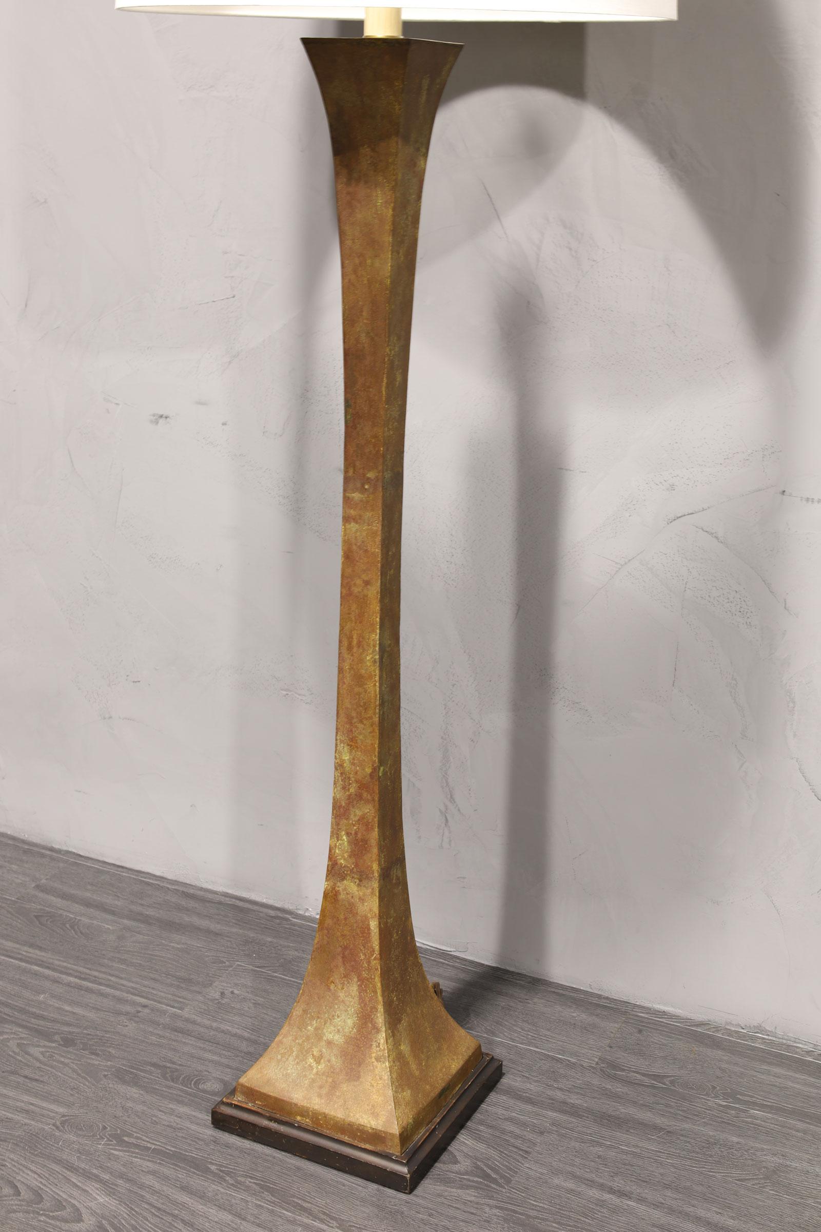 Verdigris Bronze Floor Lamp by Stewart Ross James for Hansen Lighting, 1960s In Good Condition For Sale In Dallas, TX