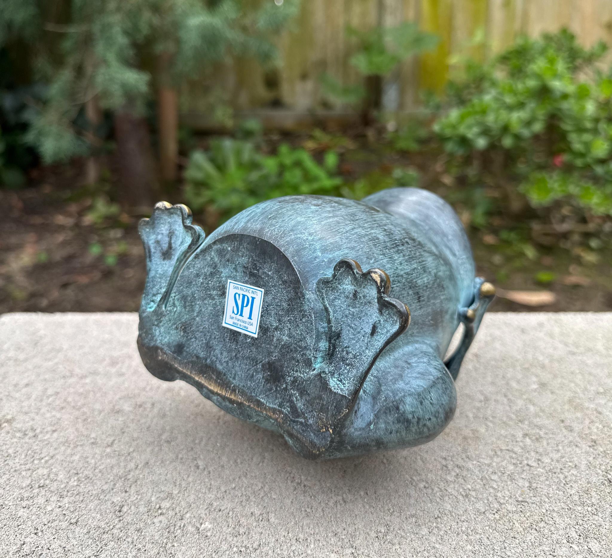 Verdigris Bronze Sculptural Frog Vase by San Pacific International, 20th Century For Sale 11