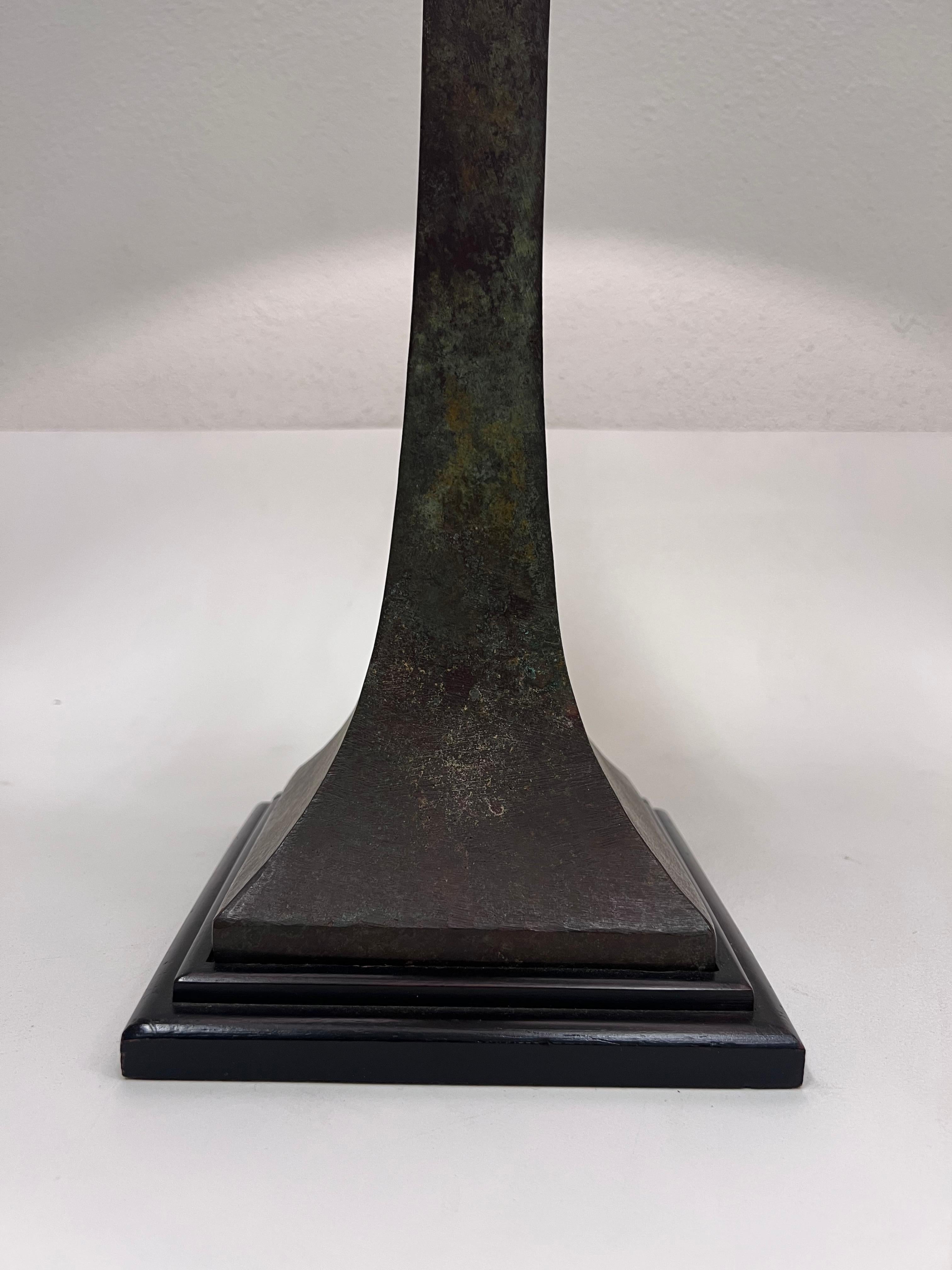 Verdigris Bronze Table Lamp by Stewart Ross James for Hanse Lighting  In Good Condition For Sale In Palm Springs, CA