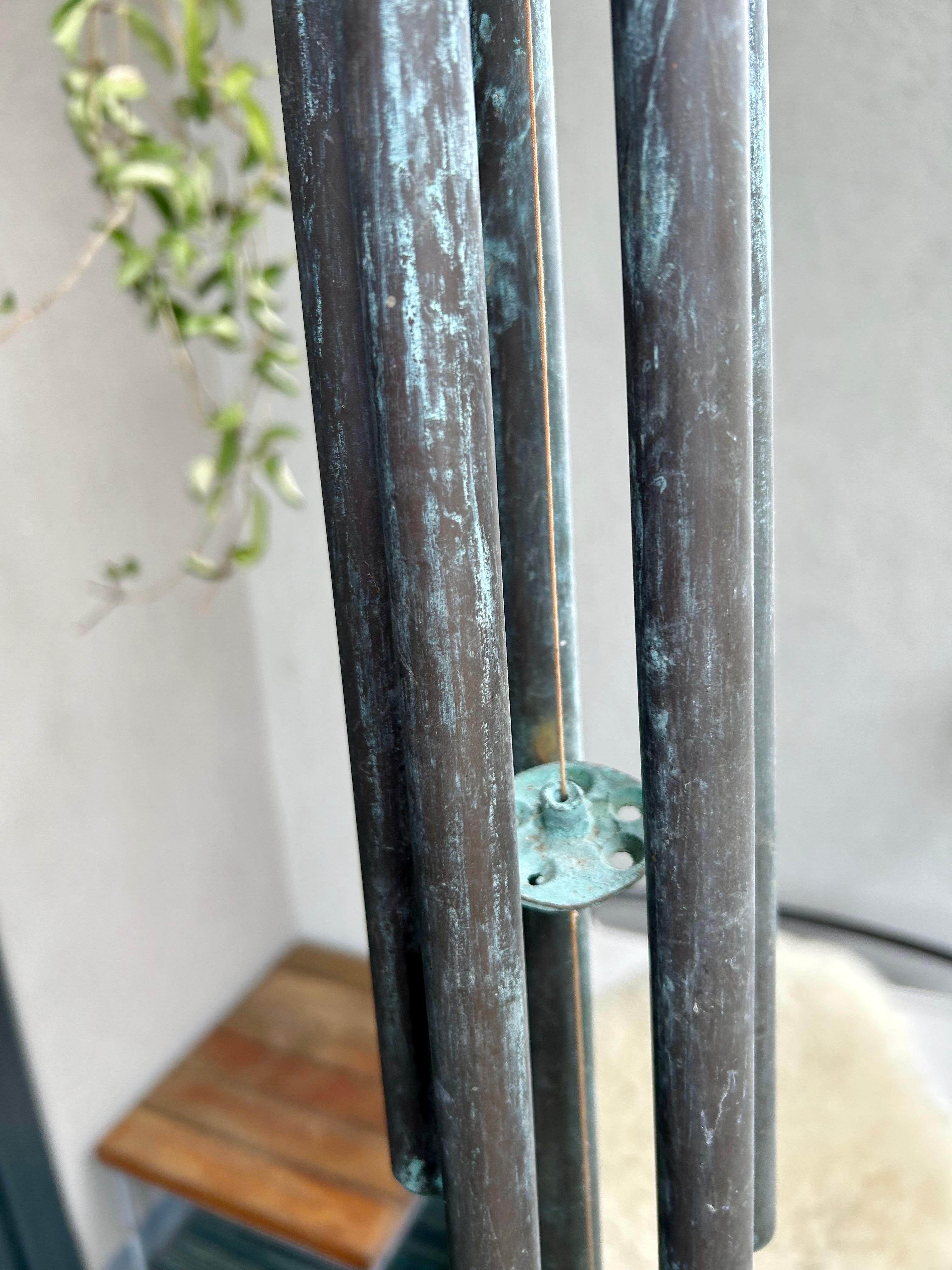 Wind Chime aus Bronze im Verdigris-Stil  (amerikanisch) im Angebot