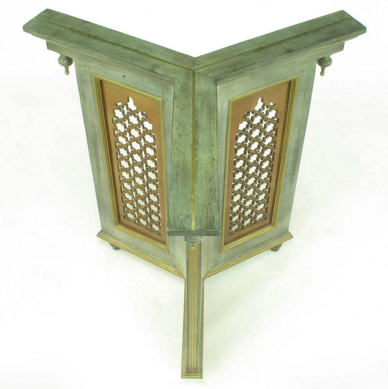 Verdigris Finish Pedestal Dining Table with Gilt Arabeque Panels In Good Condition For Sale In Chicago, IL