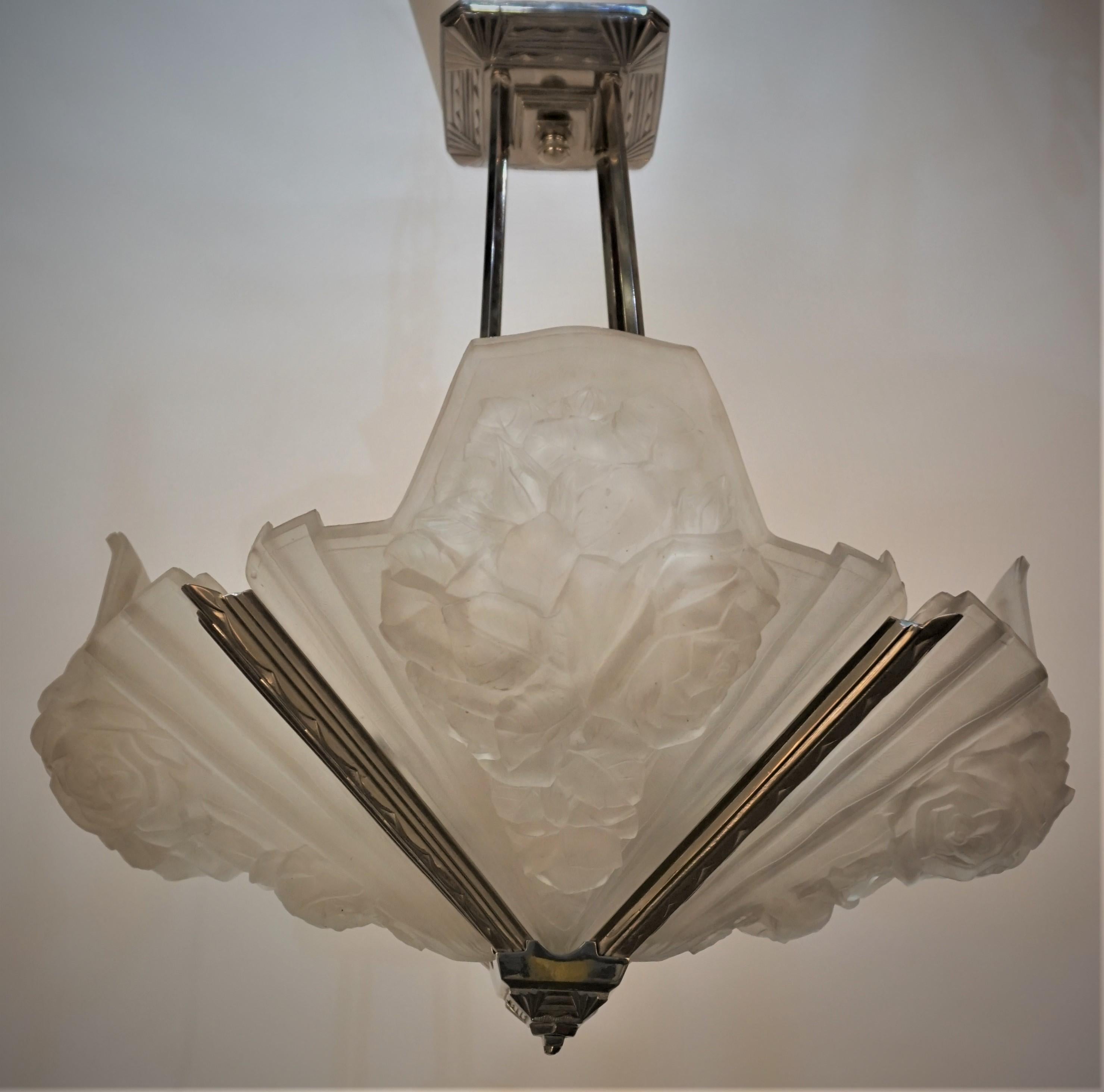 Verdun French Art Deco Frosted Glass and Nickel Chandelier For Sale 4