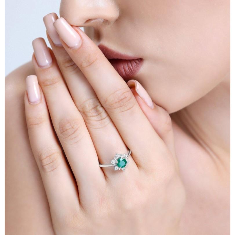 1.01ct Emerald And Diamond Cluster Ring For Sale 3