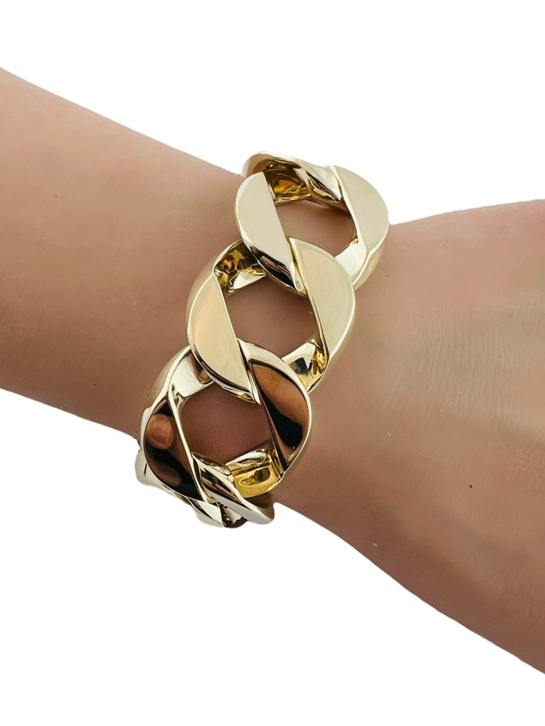 Verdura 14K Yellow Gold Classic Greta Garbo Style Gold Curb Link Bracelet #16770 For Sale 4