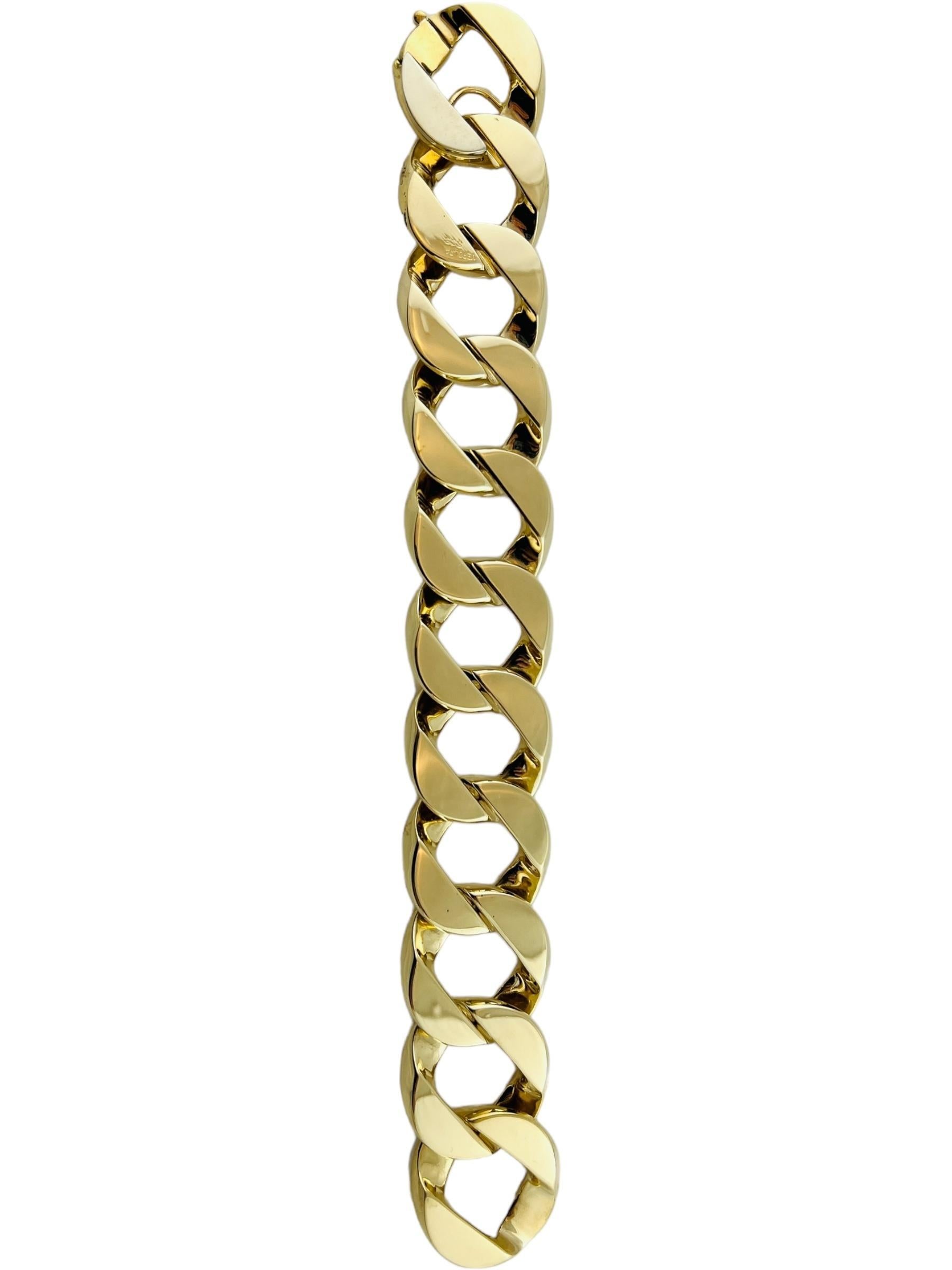 Verdura 14K Yellow Gold Classic Greta Garbo Style Gold Curb Link Bracelet #16770 For Sale 5