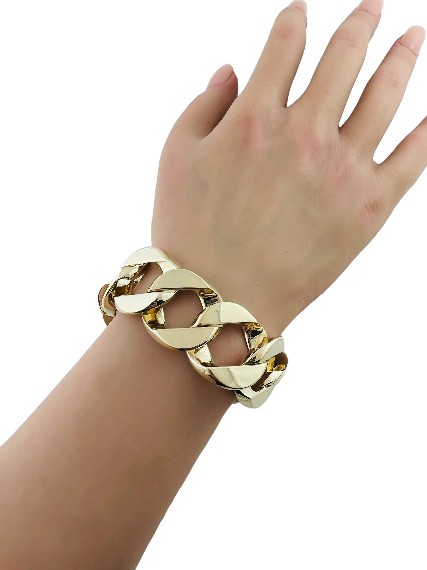 Verdura 14K Yellow Gold Classic Greta Garbo Style Gold Curb Link Bracelet #16770 For Sale 8
