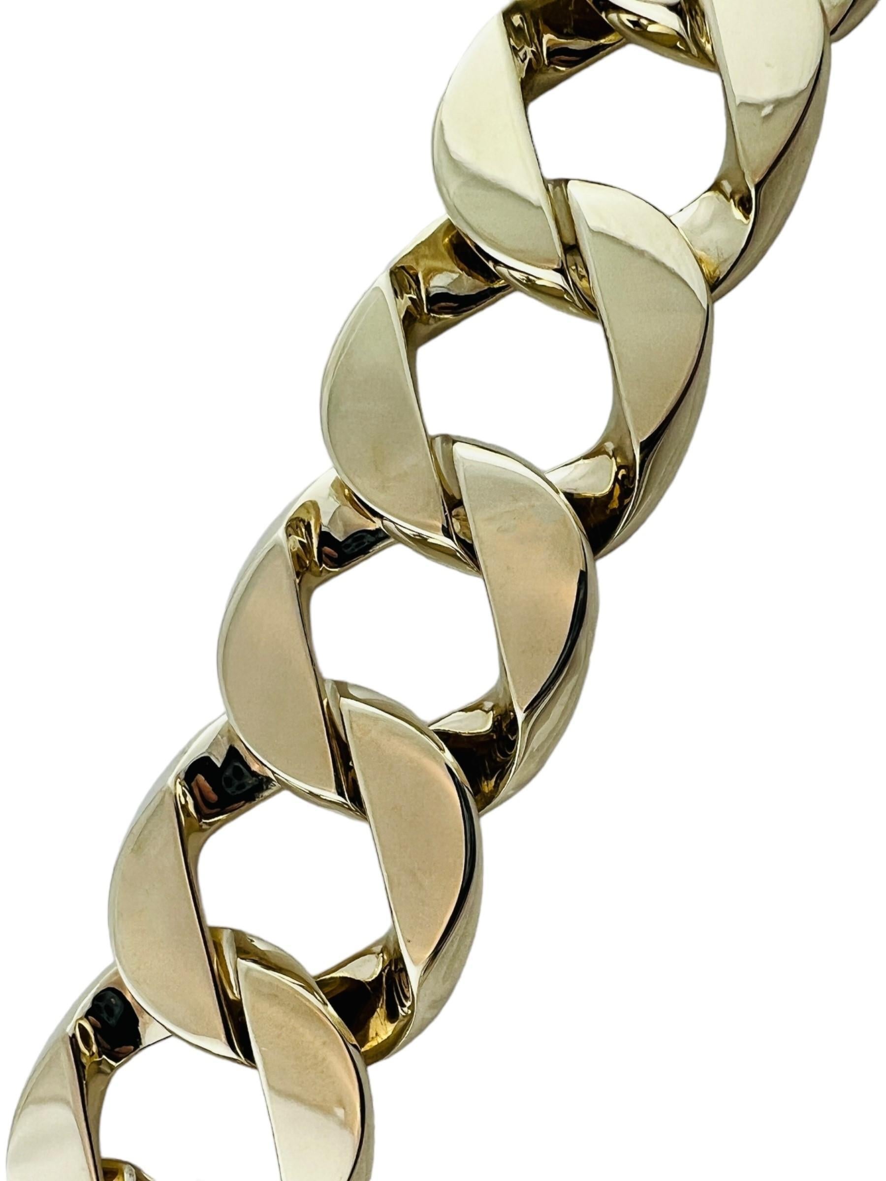 Verdura 14K Yellow Gold Classic Greta Garbo Style Gold Curb Link Bracelet #16770 In Good Condition For Sale In Washington Depot, CT