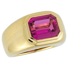 Verdura 18 Karat Gold and 4.43 Carat Pink Tourmaline Ring