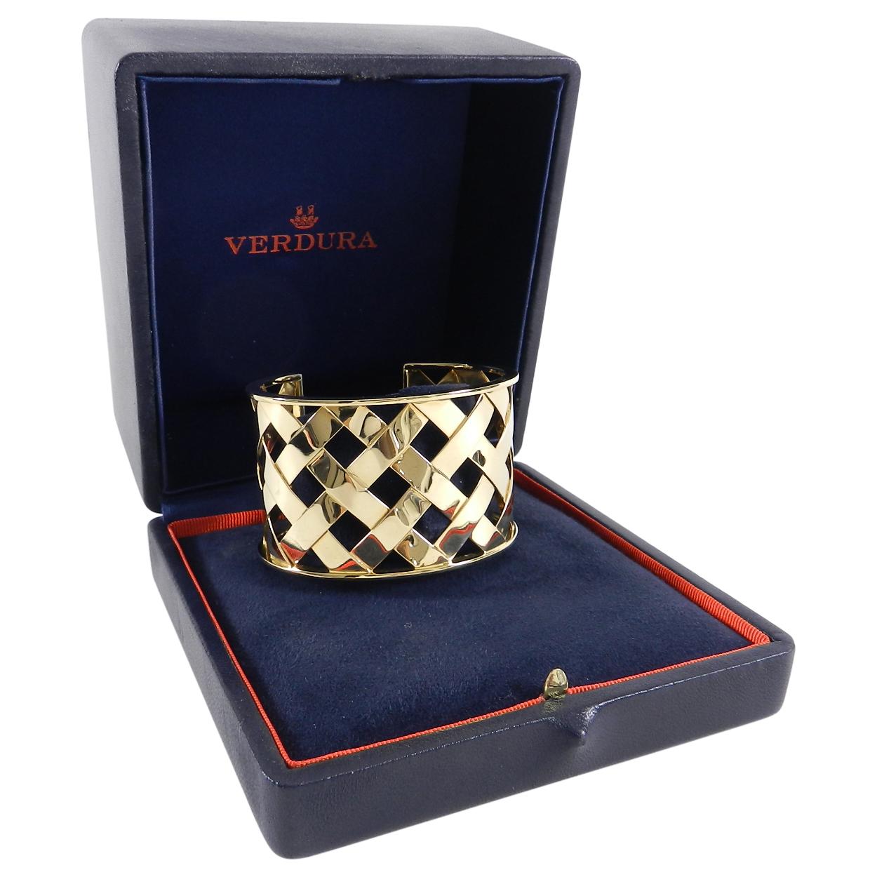 Verdura 18k Yellow Gold Criss Cross Cuff Bracelet.  Classic and iconic Verdura bracelet with basketweave design.  Size small.  Measures 1-⅛” wide, 6.25” interior circumference including a 1-⅛” gap.  Excellent pre-owned condition.  Includes