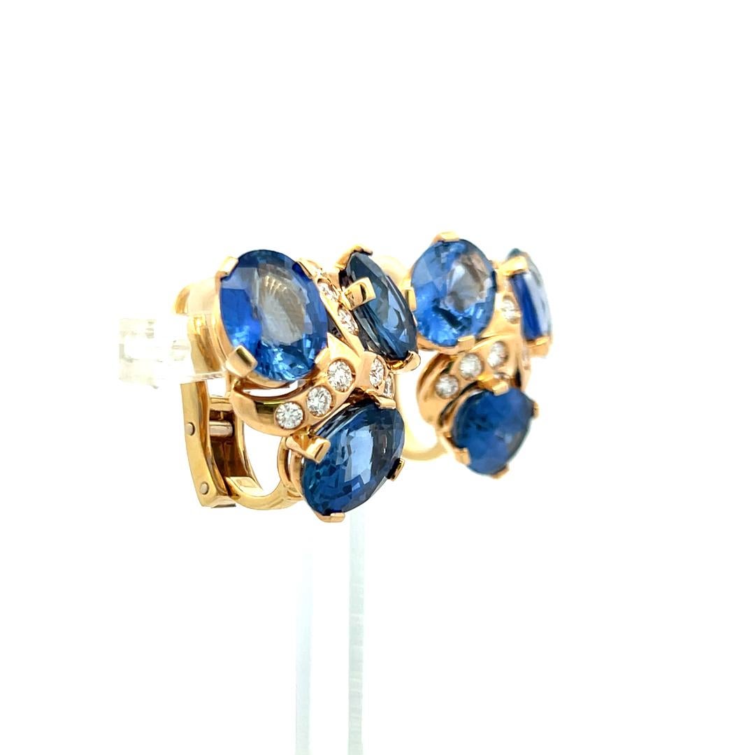 Verdura Orecchini a clip con zaffiro da 18,00 carati e diamante rotondo da 0,90 carati 187K YG in vendita 2