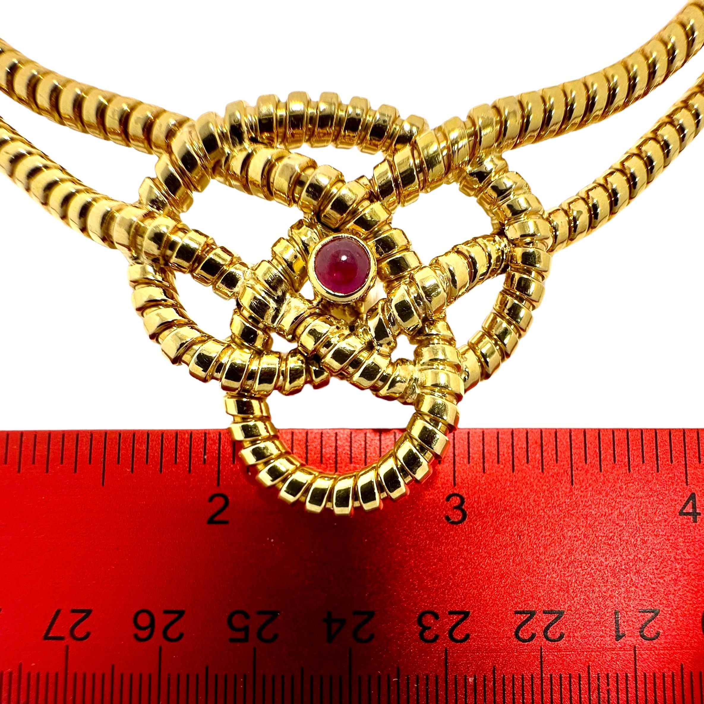 Doppelreihige Tubogas-Choker-Halskette von Verdura aus 18 Karat Gold mit Cabochon-Rubinen 4