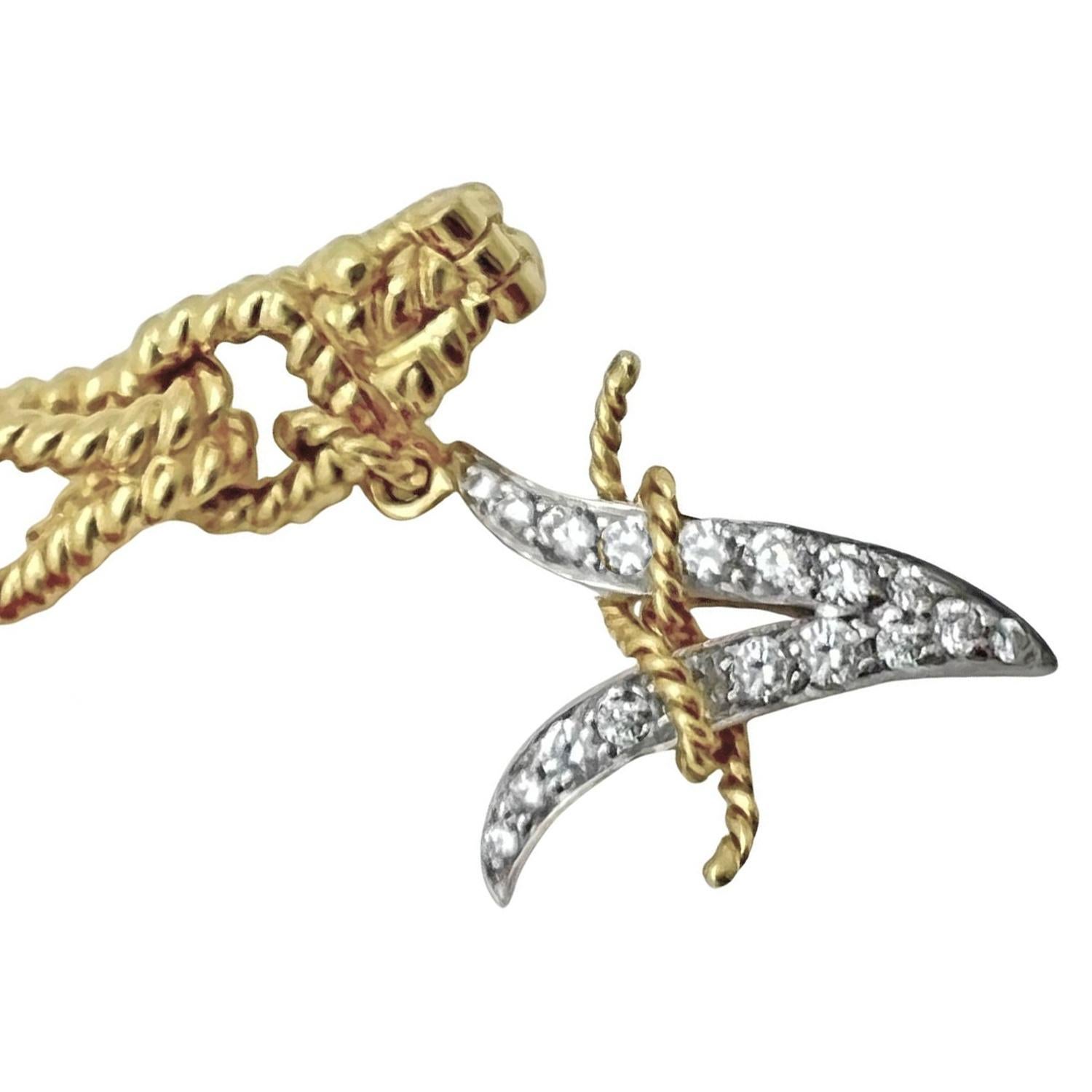 Verdura - Bracelet à breloques en or 18k avec émail et pierres précieuses en vente 1