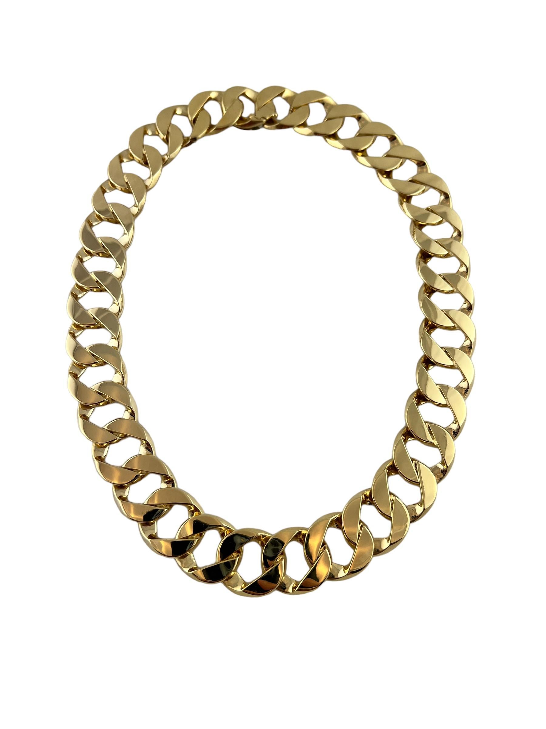 1970's Verdura 18K Yellow Gold Classic Heavy Gold Link Necklace 19