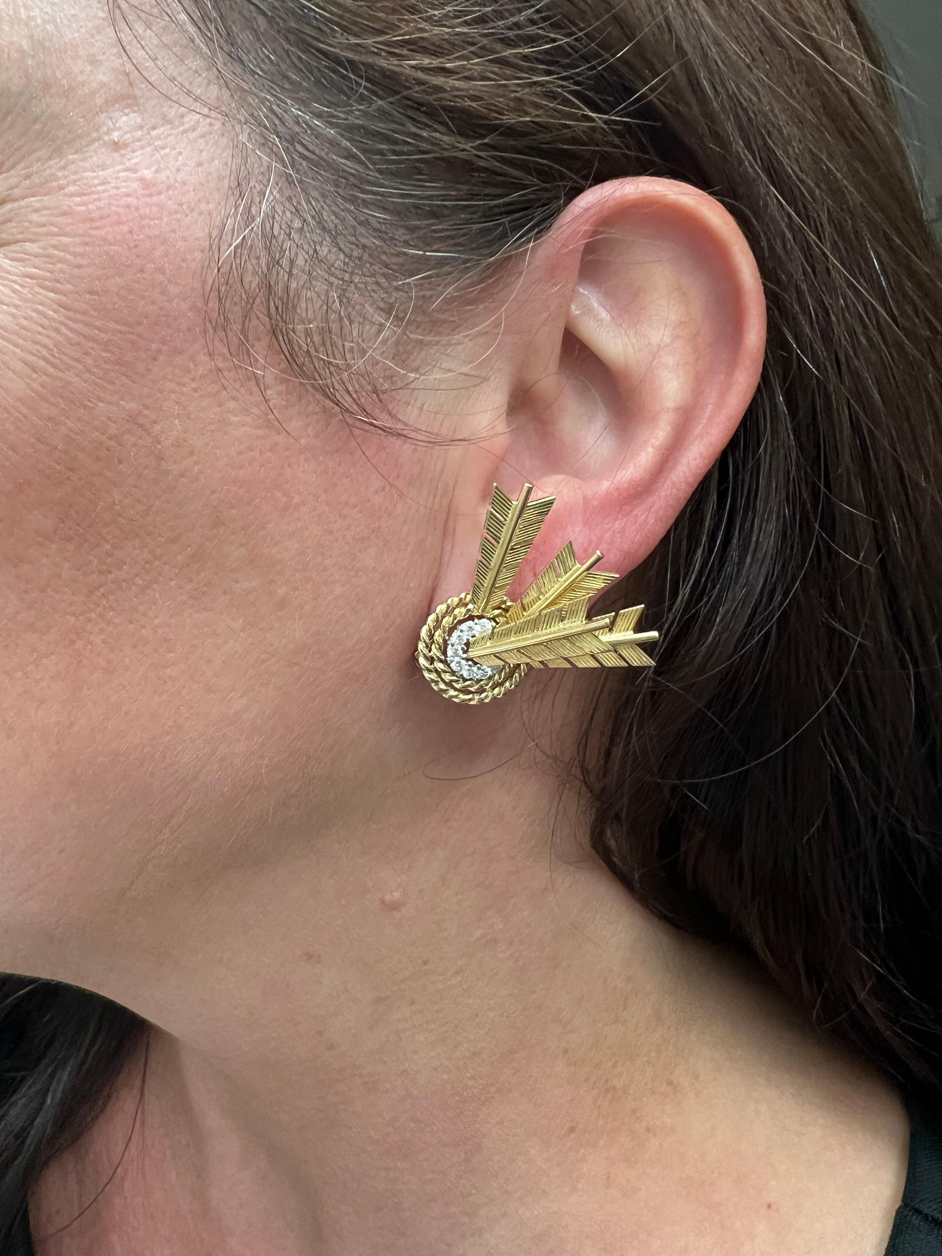 Verdura target-Ohrringe aus 18 Karat Gelbgold mit Diamanten Damen im Angebot