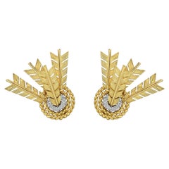 Verdura, boucles d'oreilles cible en or jaune 18 carats et diamants