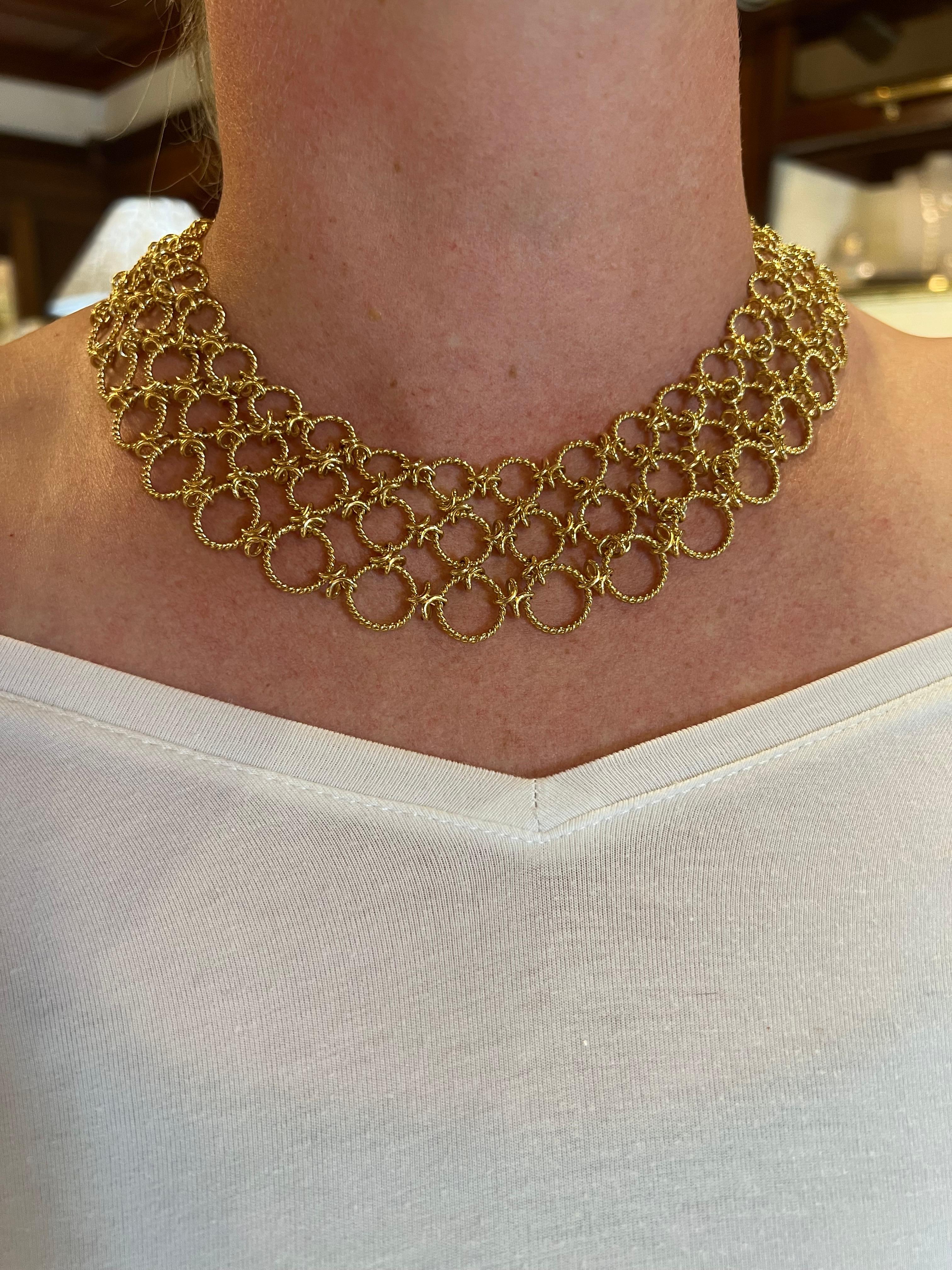 Verdura 18k Yellow Gold Lace Necklace For Sale 1