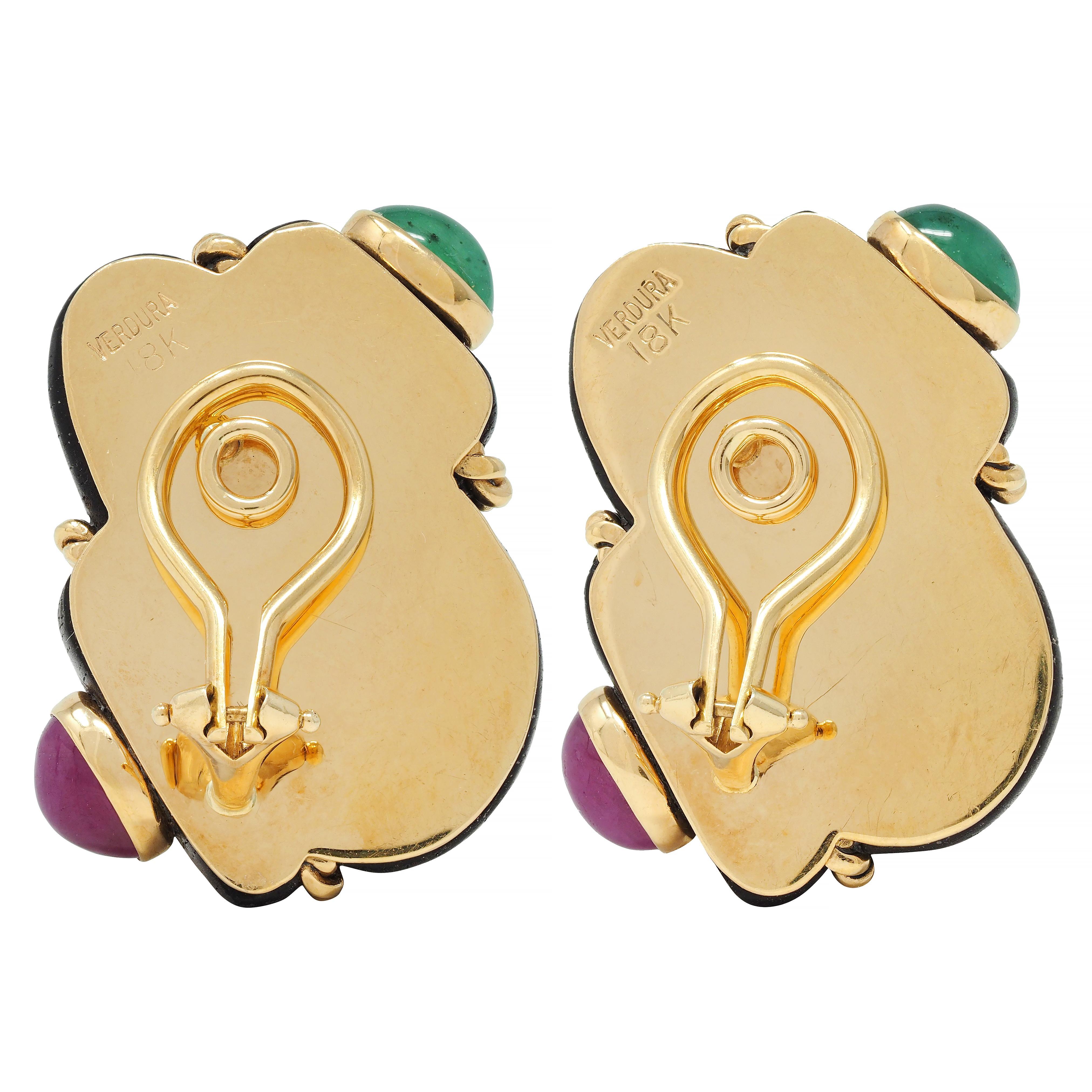Verdura 1990s Ruby Emerald Wood 18 Karat Yellow Gold Shell Ear-Clip Earrings In Excellent Condition For Sale In Philadelphia, PA