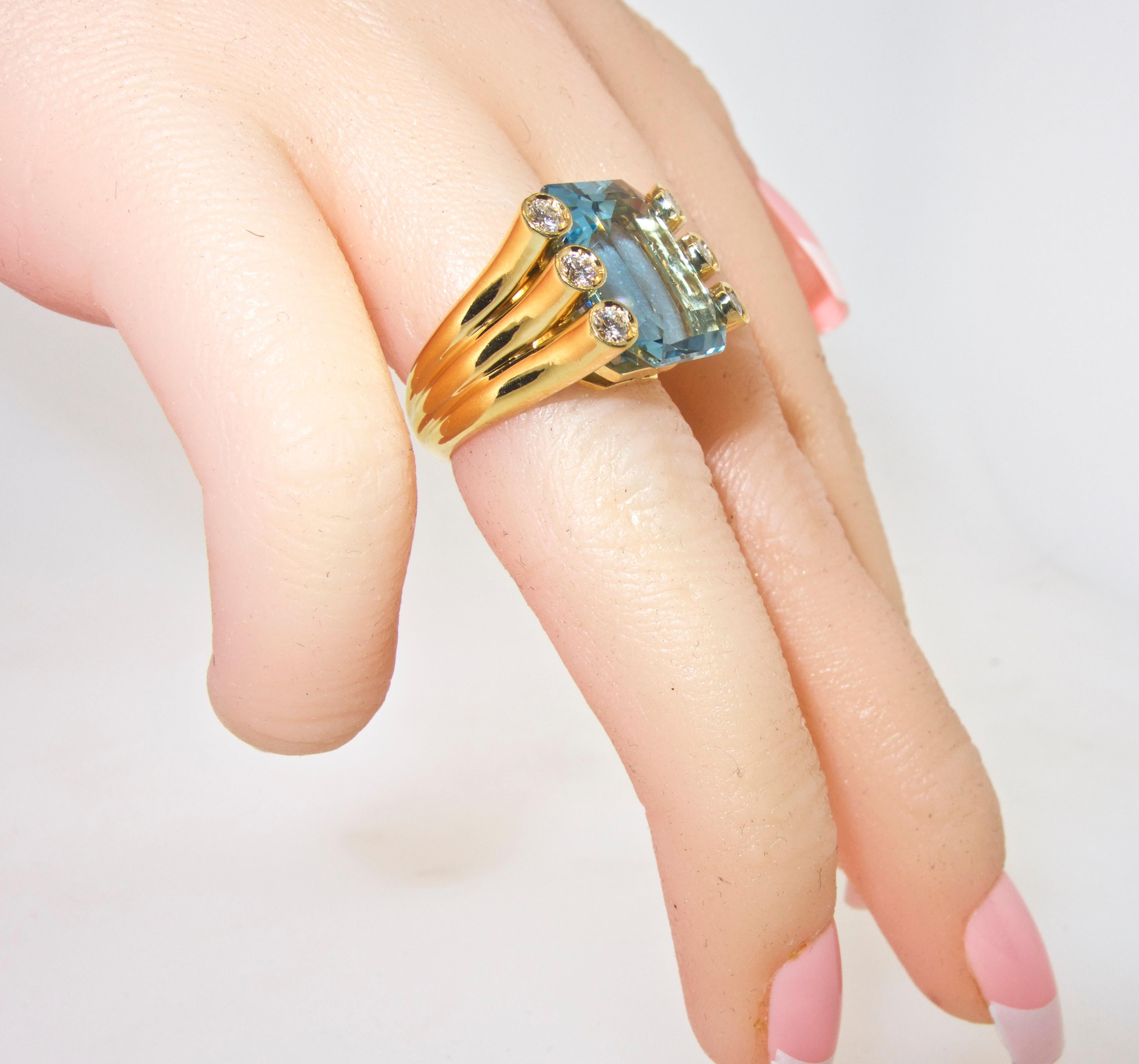 Verdura Aquamarine and Diamond Ring 1