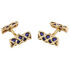 Verdura Blue Lapis and 18 Karat Gold Criss Cross Bar Cufflinks