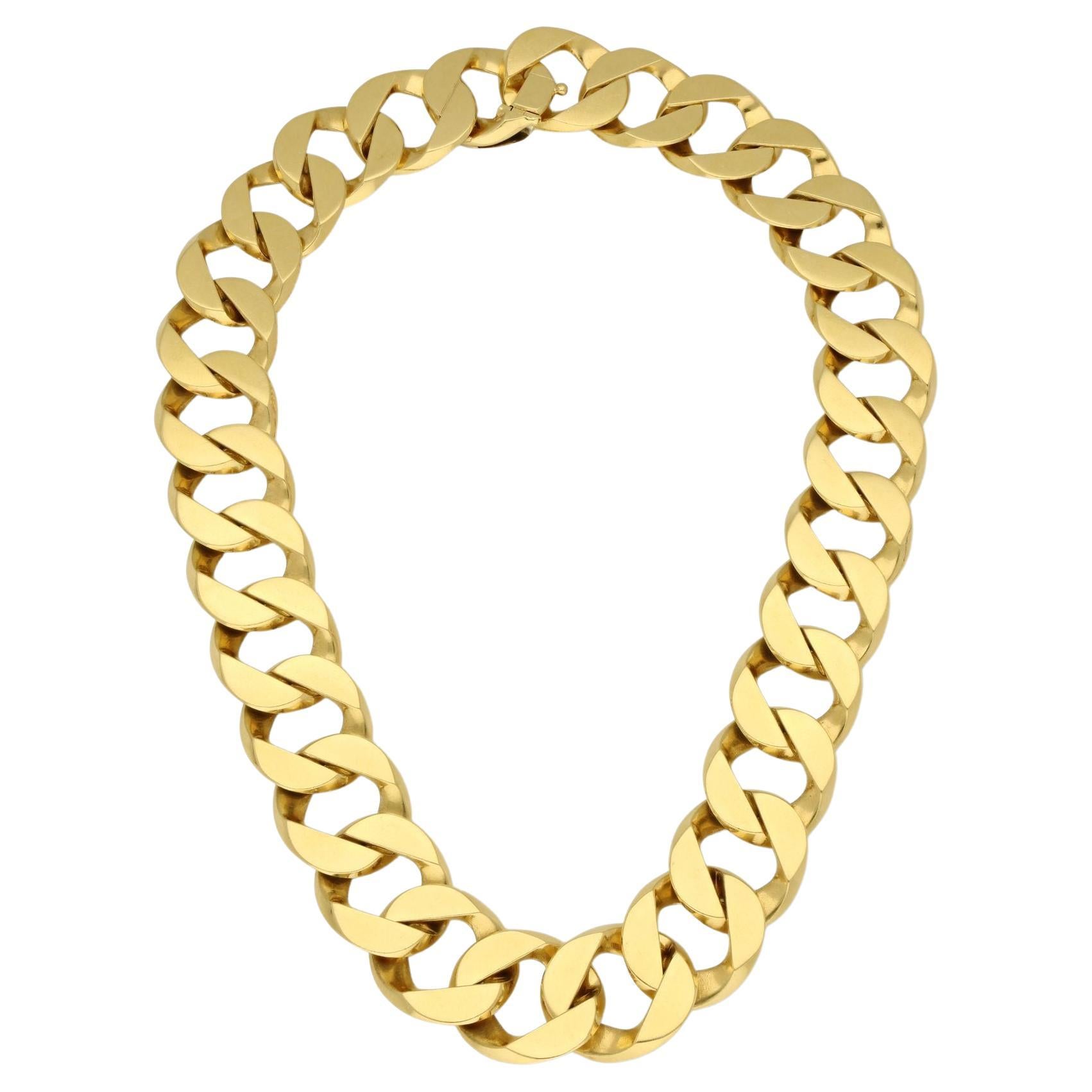 Verdura Classic 18ct Gold Curb Link Necklace Circa 1970s For Sale