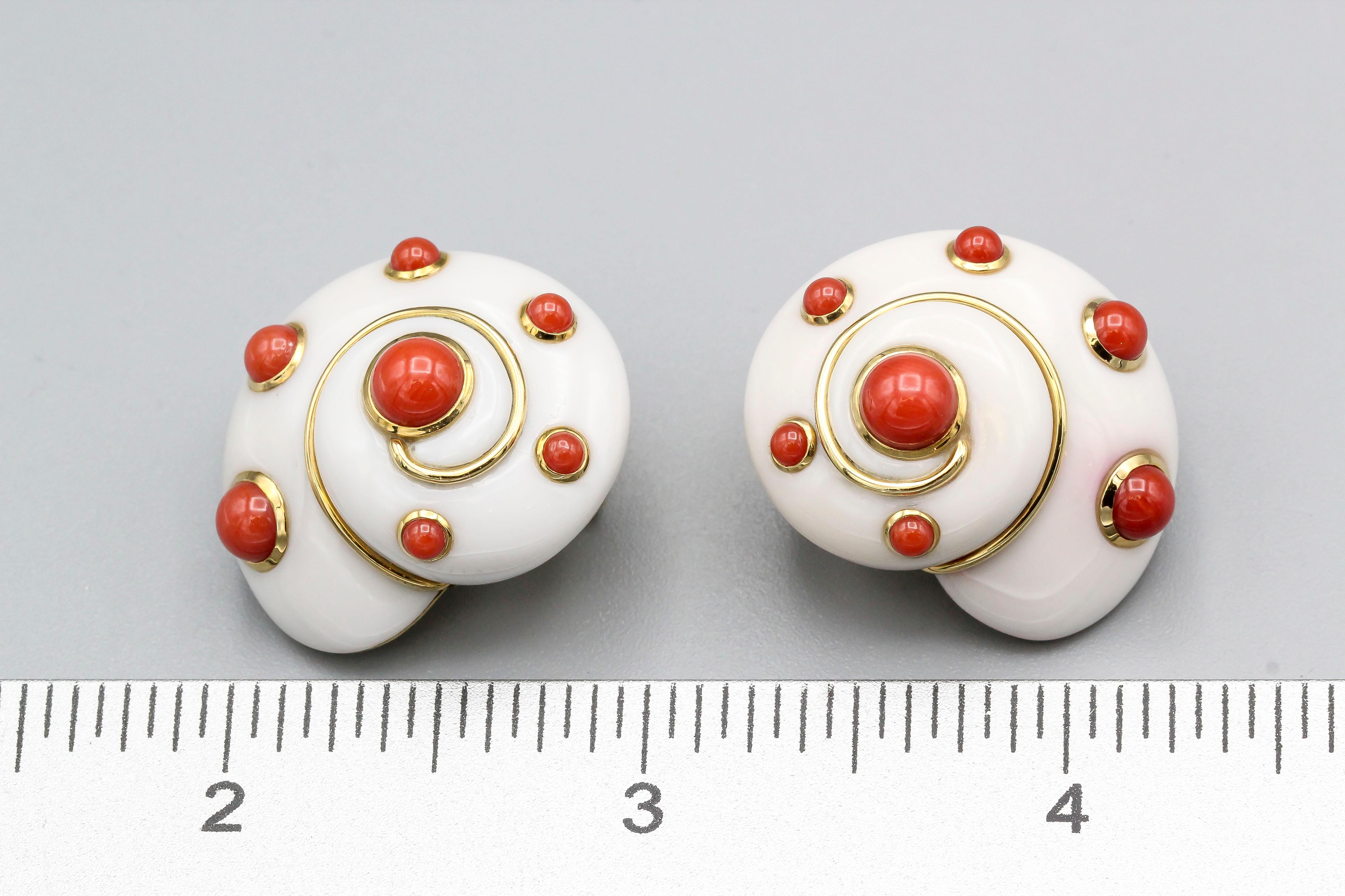 Verdura Coral and 18 Karat Gold Shell Earclips 2