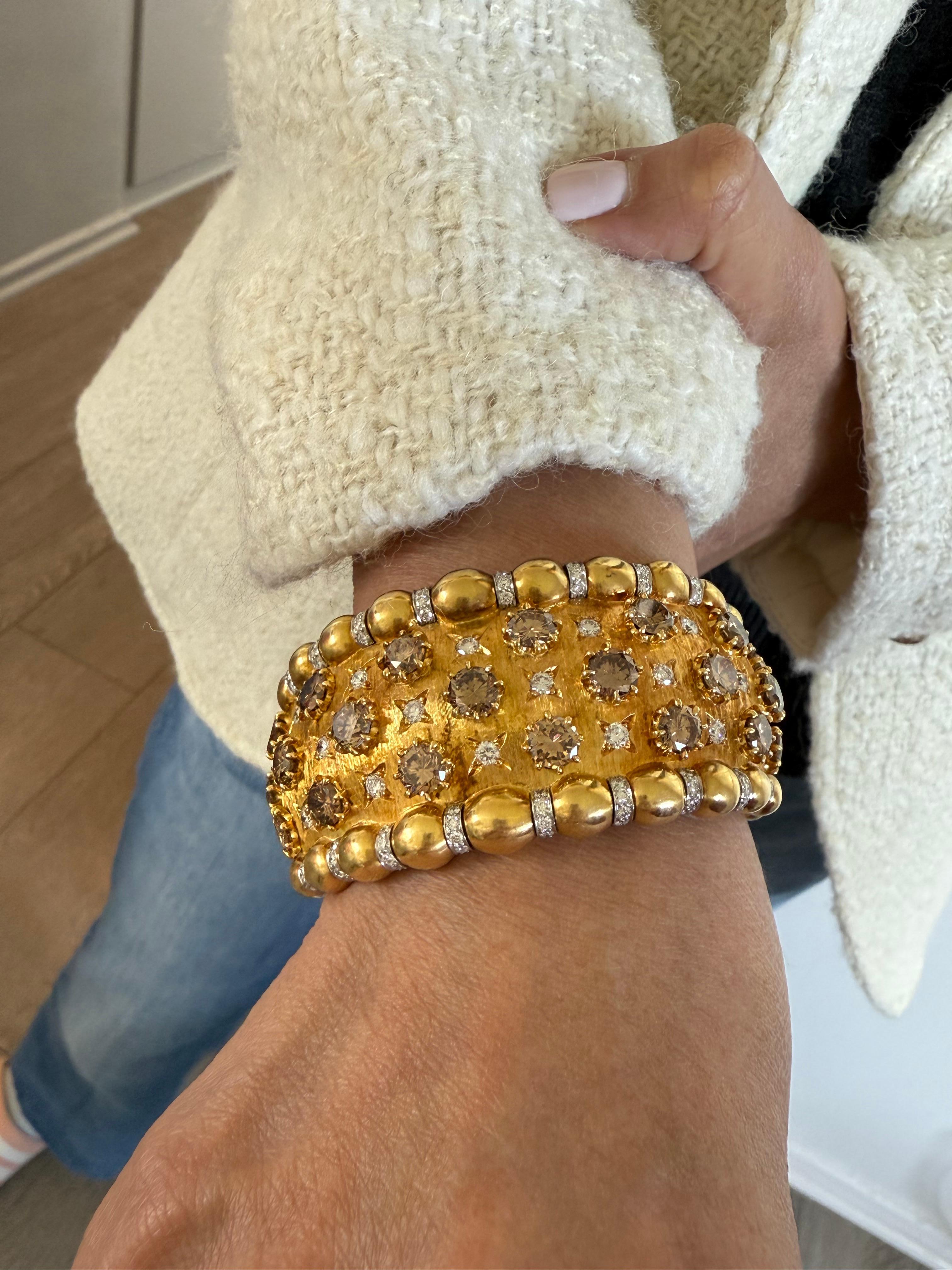 Verdura Cuff Bracelet Natural Colored Diamonds 18k Gold & Platinum For Sale 7