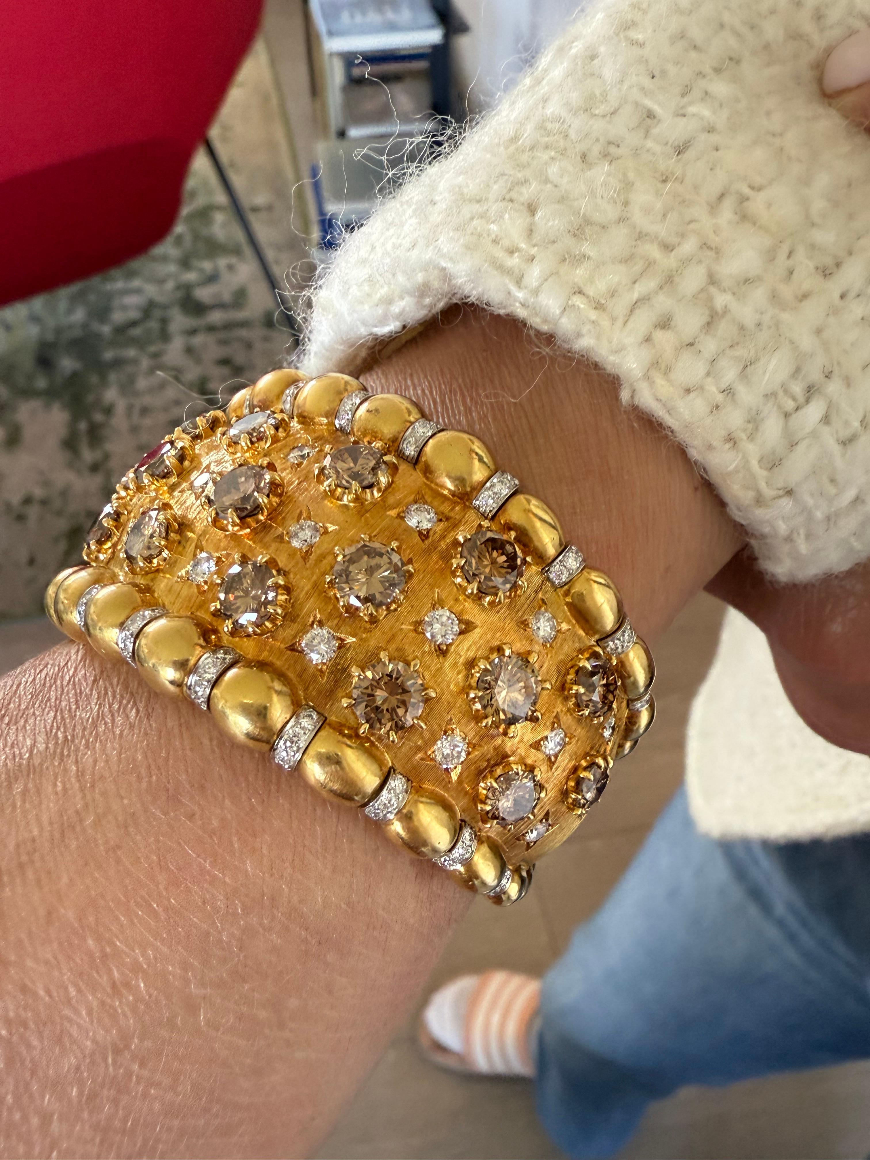 Verdura Cuff Bracelet Natural Colored Diamonds 18k Gold & Platinum For Sale 12