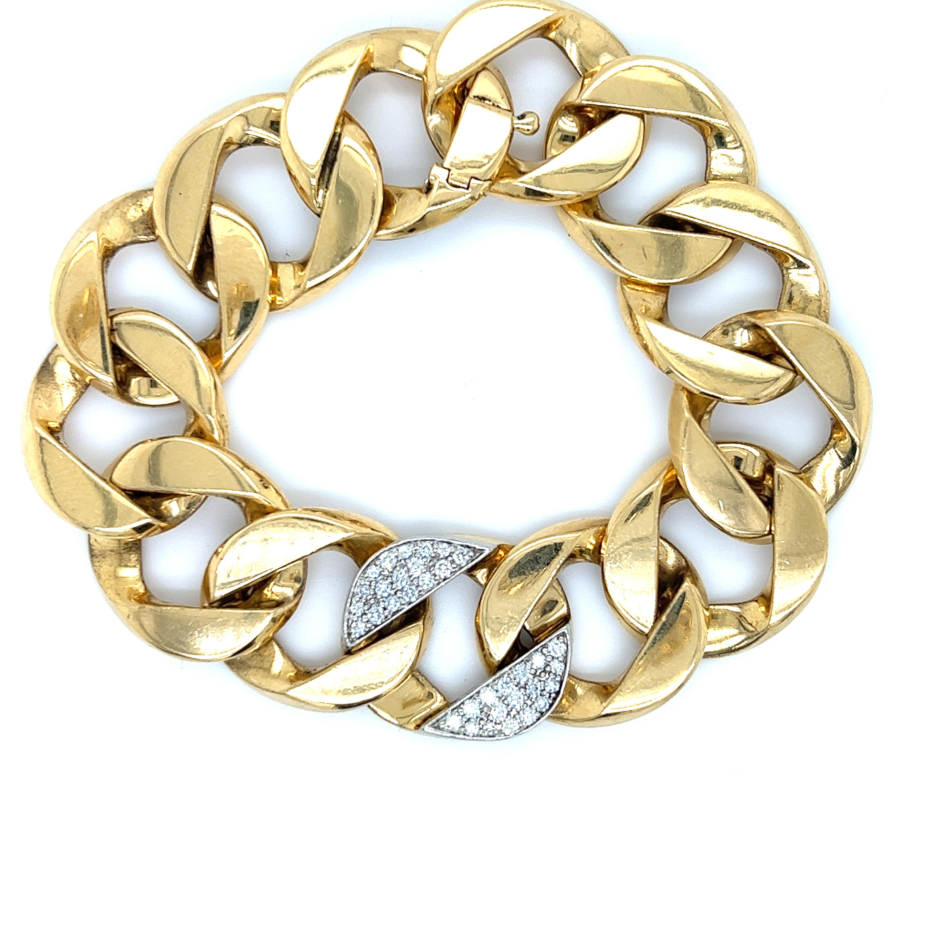 Contemporary Verdura Curb Link Bracelet With Diamond Links