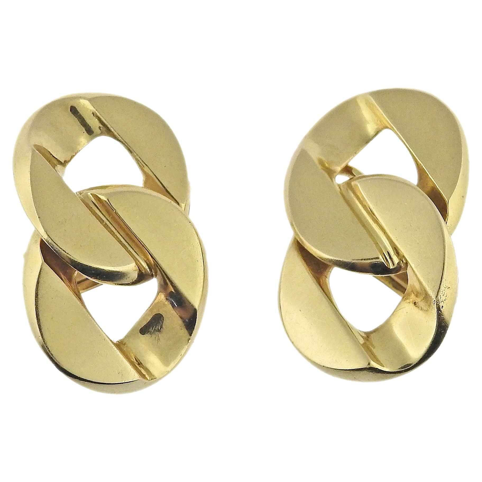 Verdura Curb Link Gold Earrings For Sale
