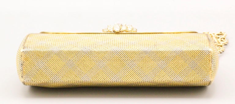 Verdura Diamond 18 Karat Gold Mesh Purse Evening Bag In Good Condition For Sale In New York, NY