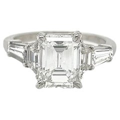 Verdura Anello con diamante taglio smeraldo da 2,43 carati
